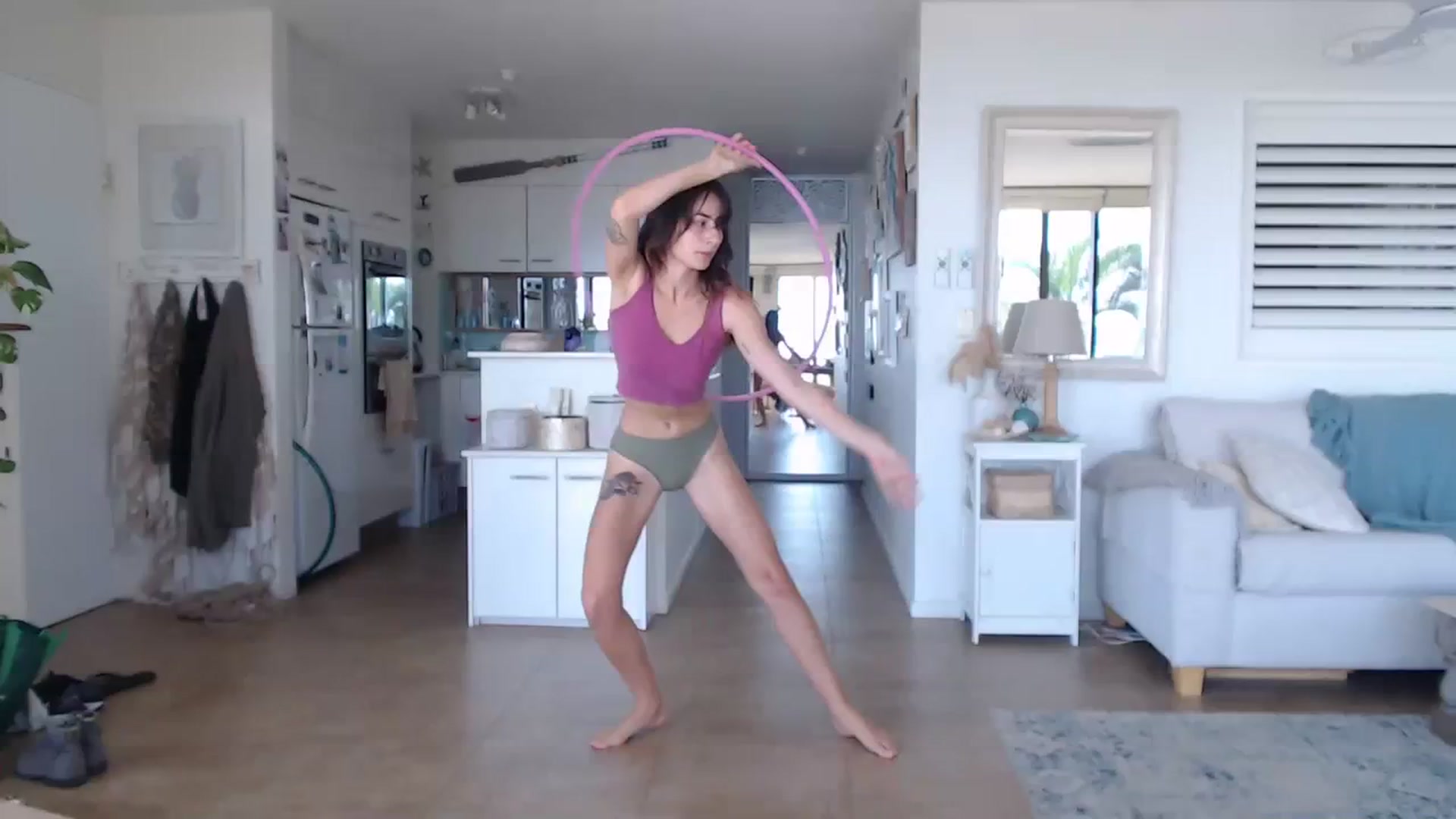 Gallery image thumbnail from Saskia's myfreecams stream on, 10/22/2023, 22:08 image 12 of 20