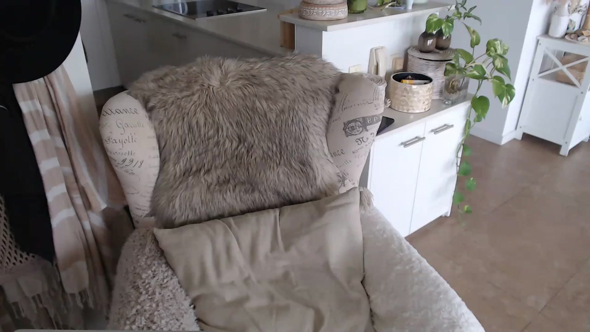 Gallery image thumbnail from Saskia's myfreecams stream on, 10/26/2023, 01:44 image 19 of 20