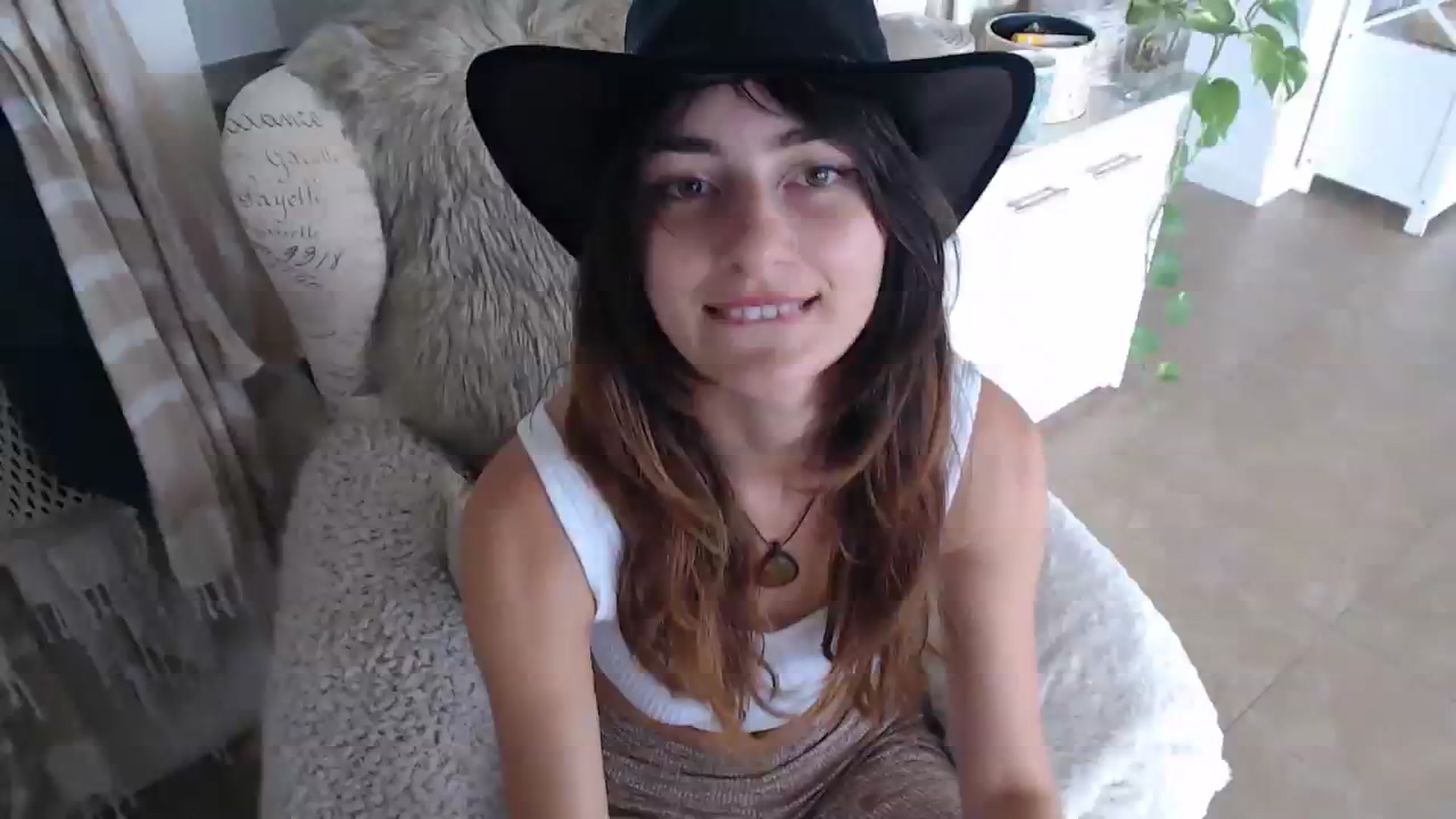 Gallery image thumbnail from Saskia's myfreecams stream on, 10/26/2023, 01:44 image 9 of 20
