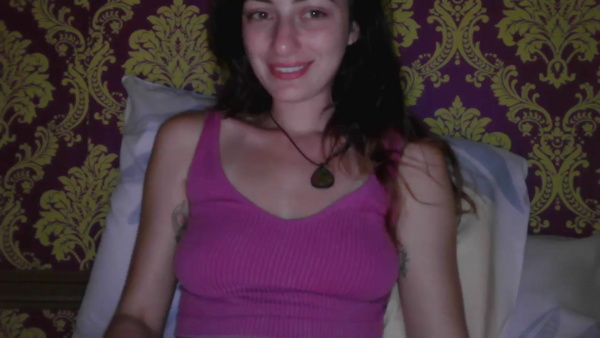 Gallery image thumbnail from Saskia's myfreecams stream on, 12/17/2023, 15:21 image 1 of 20