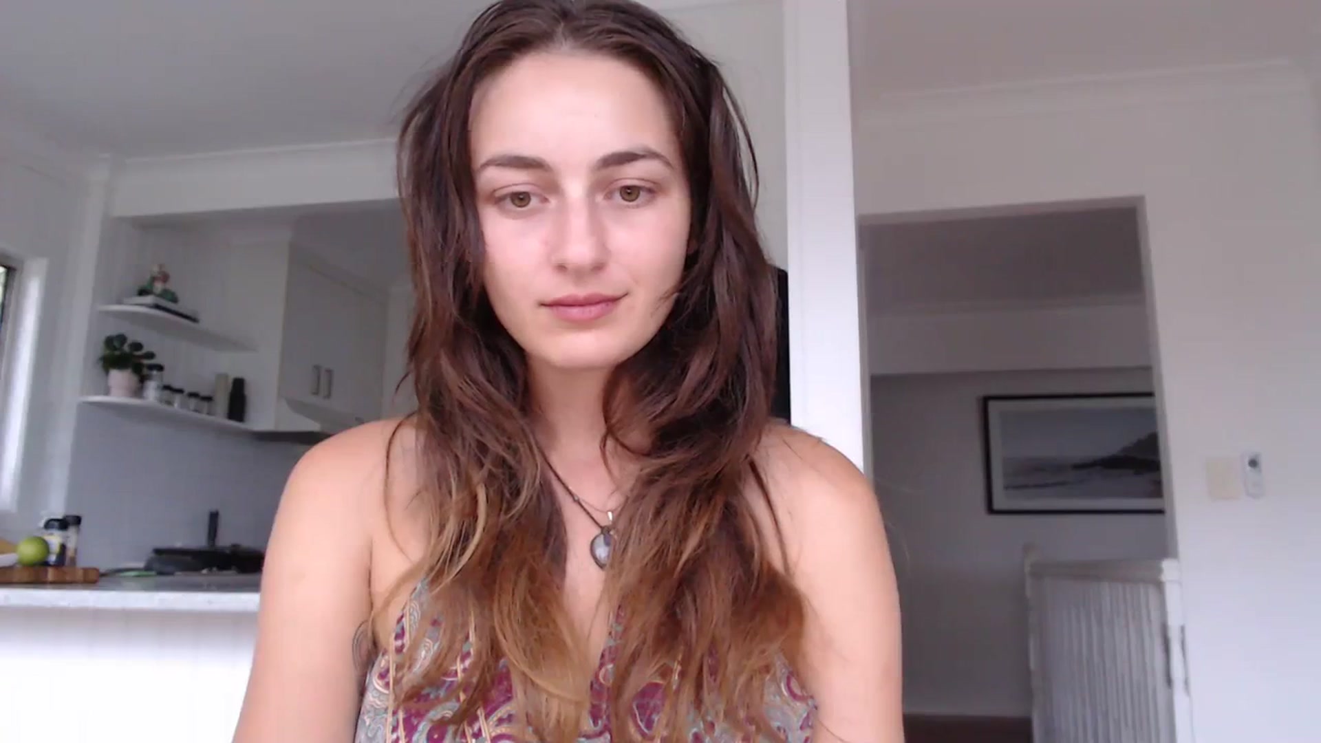 Gallery image thumbnail from Saskia's myfreecams stream on, 03/04/2024, 07:59 image 13 of 20