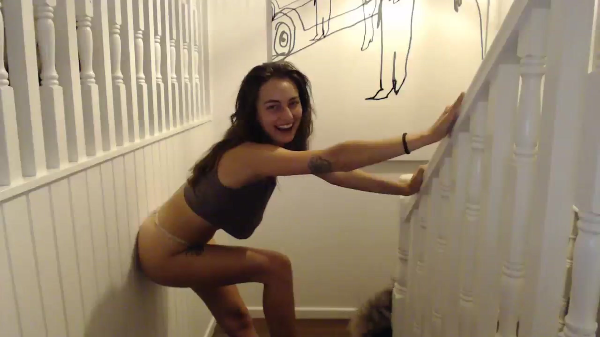 Gallery image thumbnail from Saskia's myfreecams stream on, 03/04/2024, 08:58 image 8 of 20