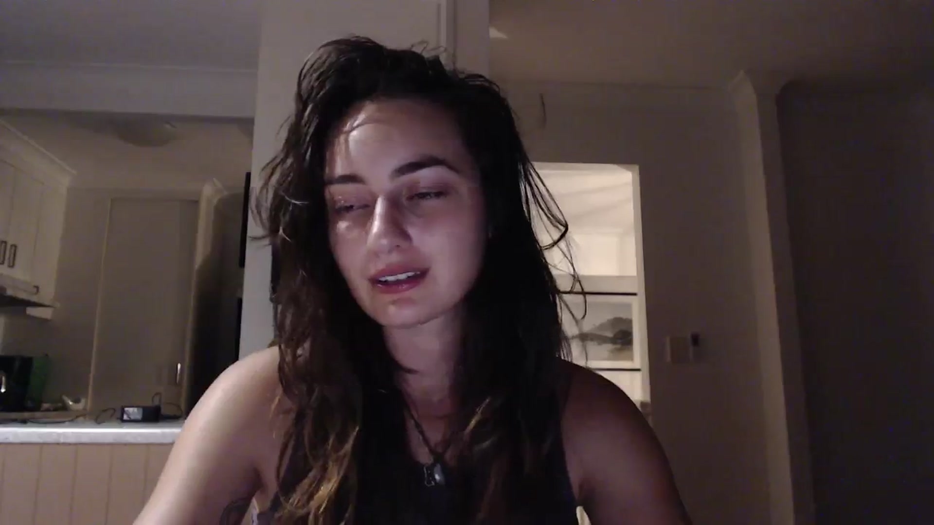 Gallery image thumbnail from Saskia's myfreecams stream on, 03/04/2024, 08:58 image 6 of 20