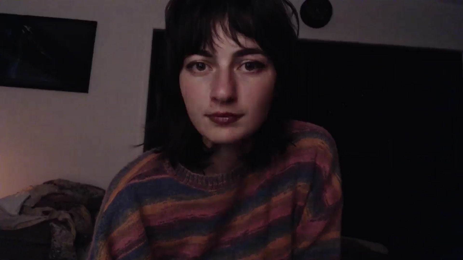 Gallery image thumbnail from Saskia's myfreecams stream on, 06/10/2024, 09:32 image 19 of 20