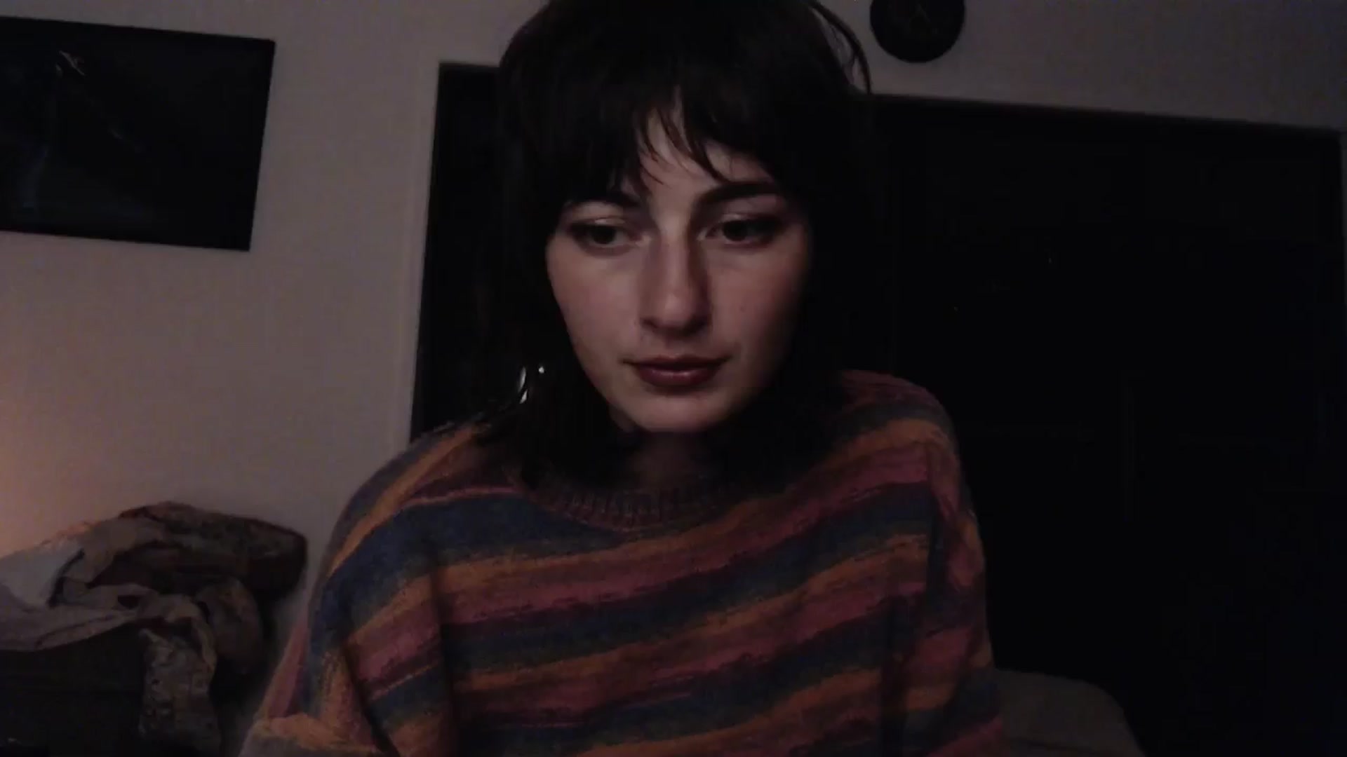 Gallery image thumbnail from Saskia's myfreecams stream on, 06/10/2024, 09:32 image 17 of 20