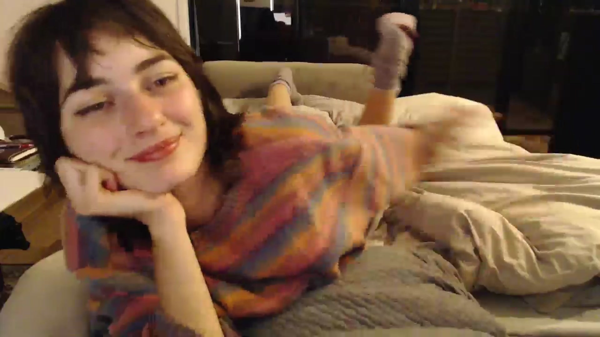 Gallery image thumbnail from Saskia's myfreecams stream on, 06/10/2024, 10:07 image 11 of 20