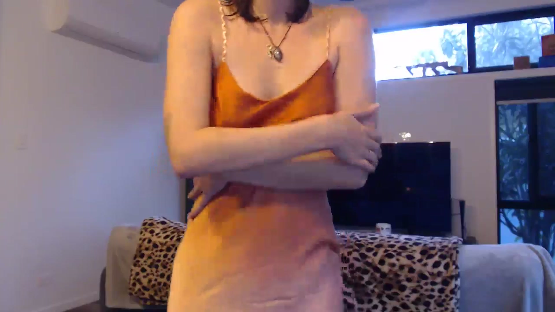 Gallery image thumbnail from Saskia's myfreecams stream on, 07/16/2024, 06:50 image 9 of 20