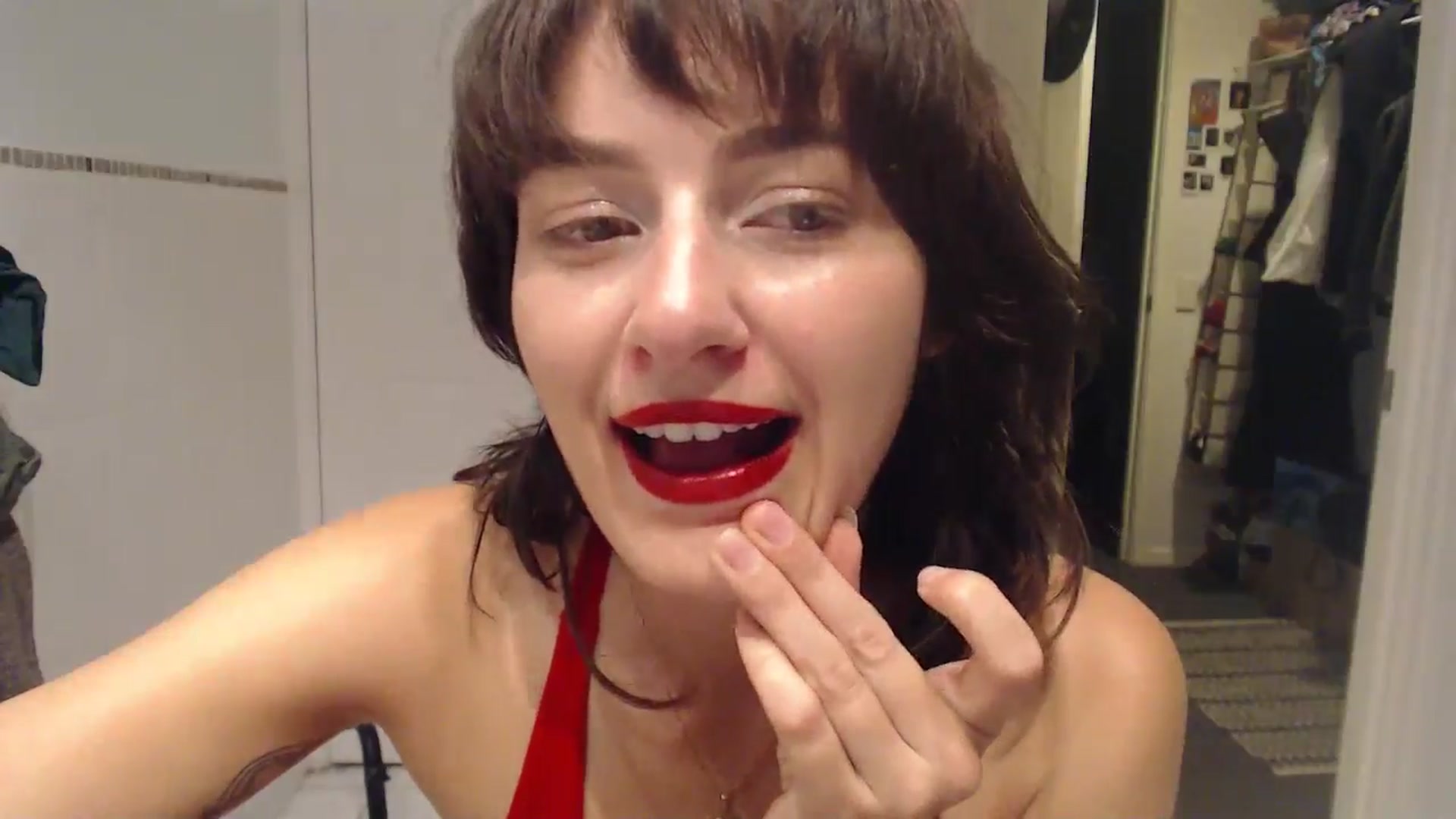 Gallery image thumbnail from Saskia's myfreecams stream on, 08/29/2024, 09:38 image 18 of 20