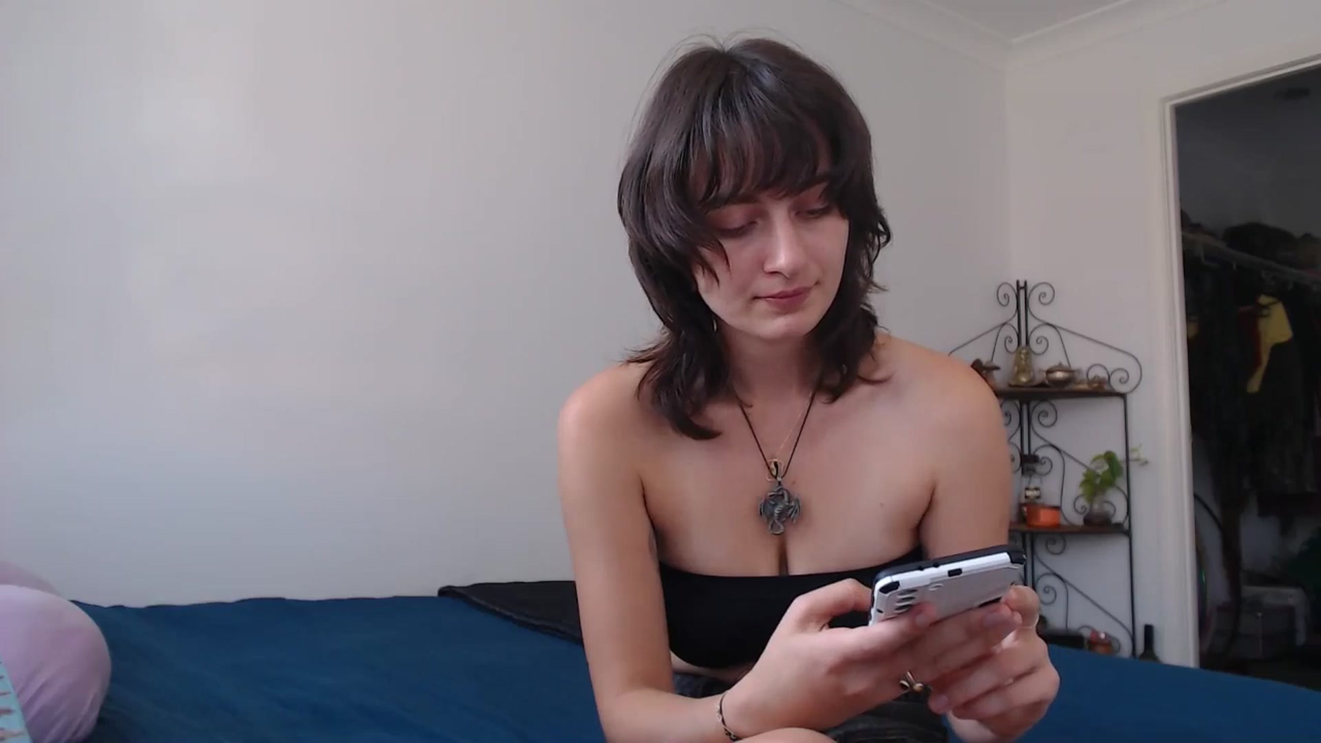 Gallery image thumbnail from Saskia's myfreecams stream on, 09/20/2024, 01:07 image 7 of 20