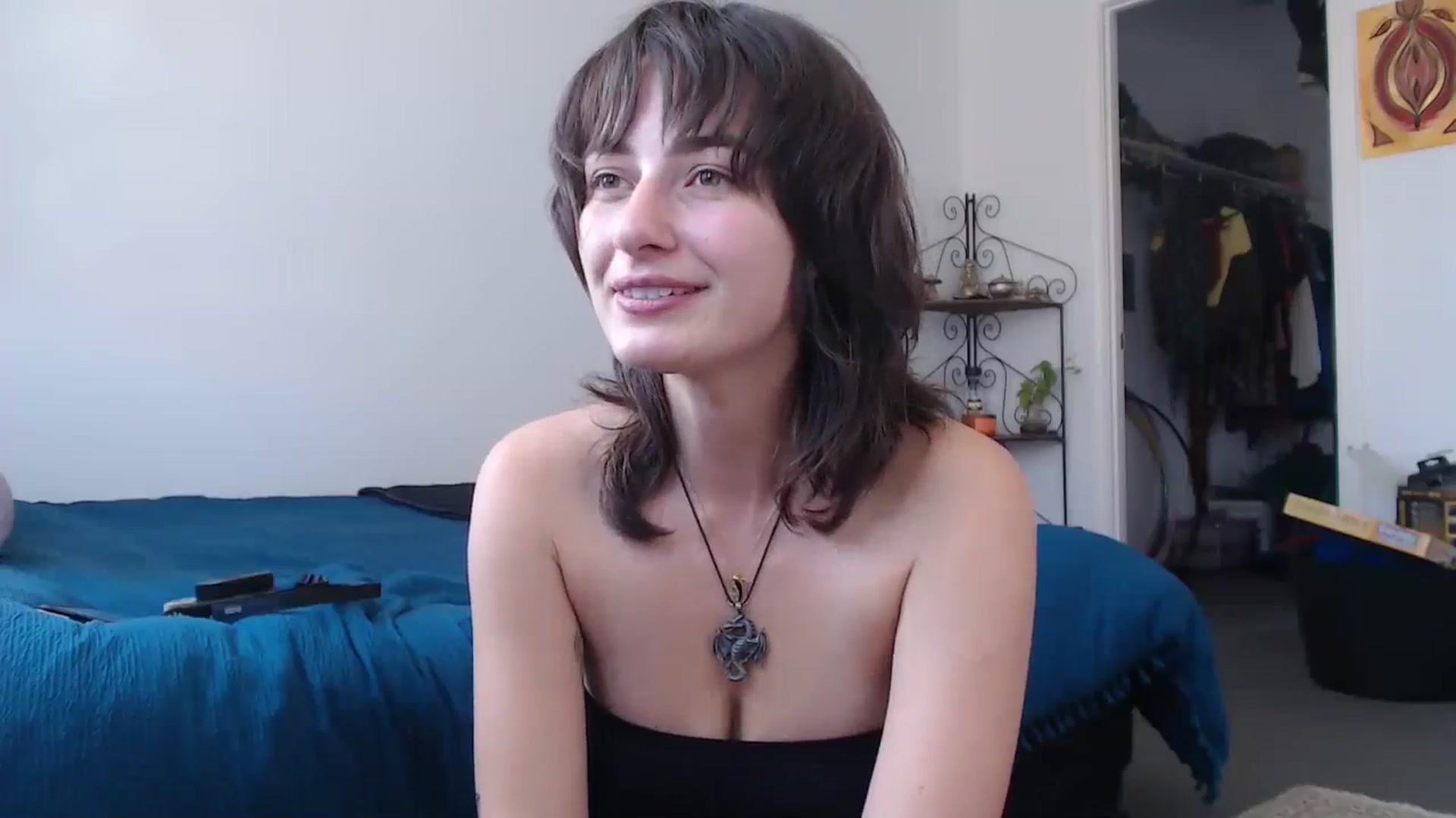 Gallery image thumbnail from Saskia's myfreecams stream on, 09/20/2024, 01:07 image 14 of 20