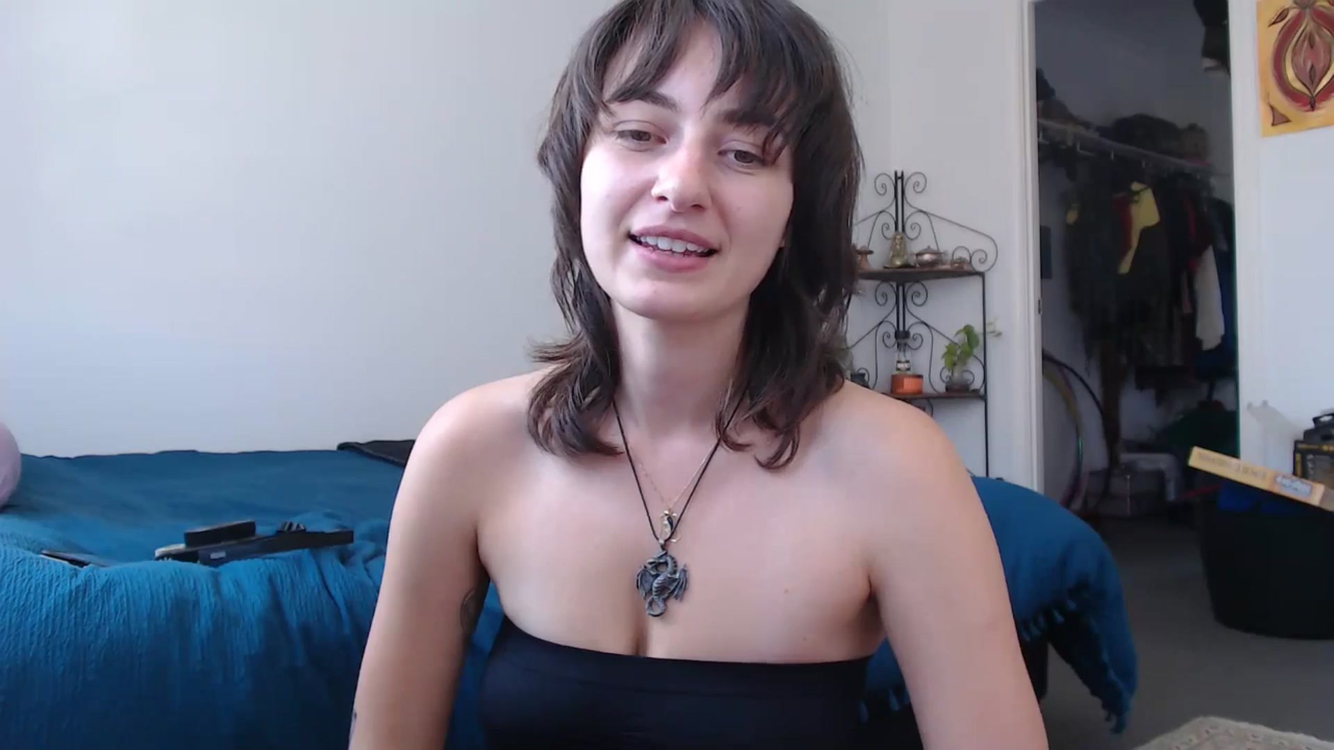 Gallery image thumbnail from Saskia's myfreecams stream on, 09/20/2024, 01:07 image 18 of 20