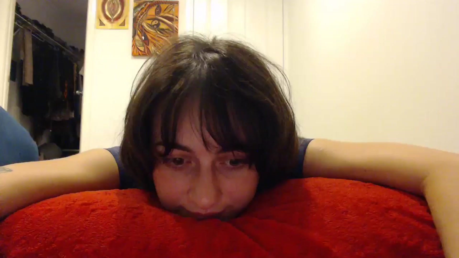 Gallery image thumbnail from Saskia's myfreecams stream on, 10/17/2024, 09:27 image 18 of 20
