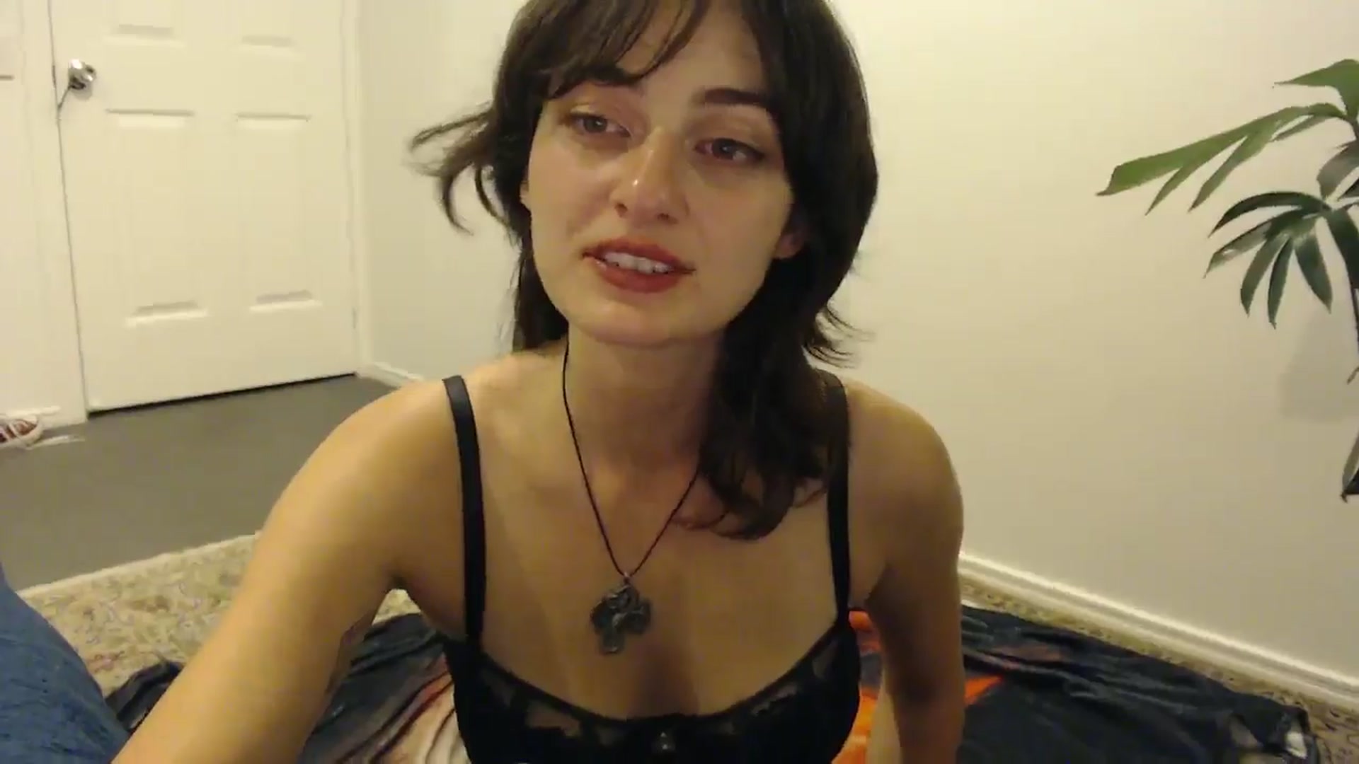 Gallery image thumbnail from Saskia's myfreecams stream on, 10/23/2024, 10:26 image 13 of 20