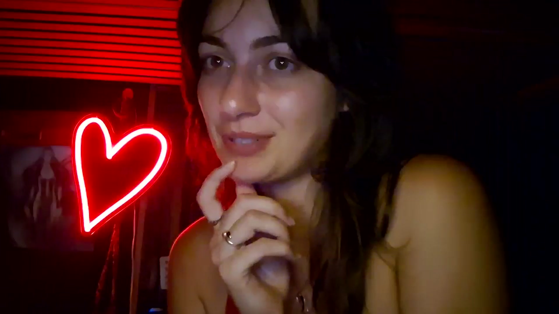 Gallery image thumbnail from Saskia's myfreecams stream on, 03/22/2025, 12:25 image 20 of 20