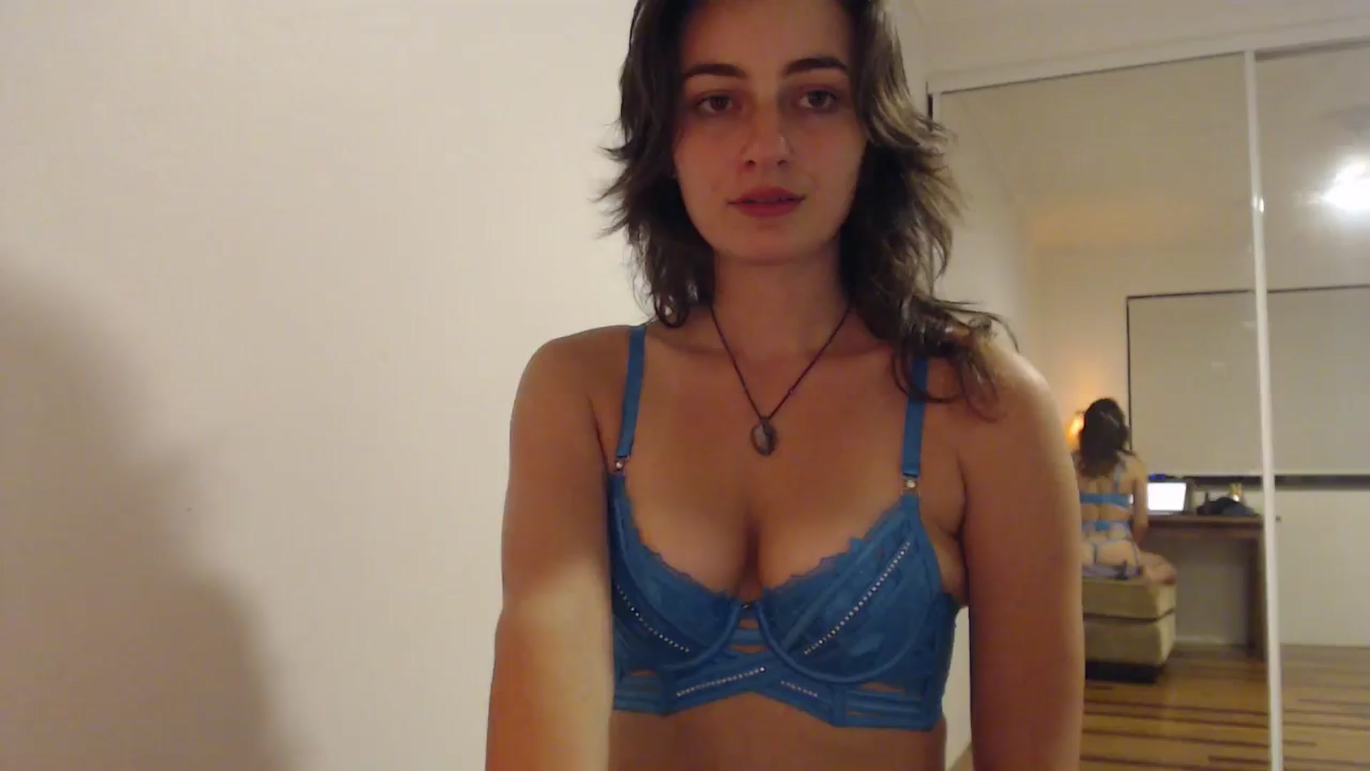 Gallery image thumbnail from Saskia's myfreecams stream on, 04/06/2025, 09:55 image 16 of 20