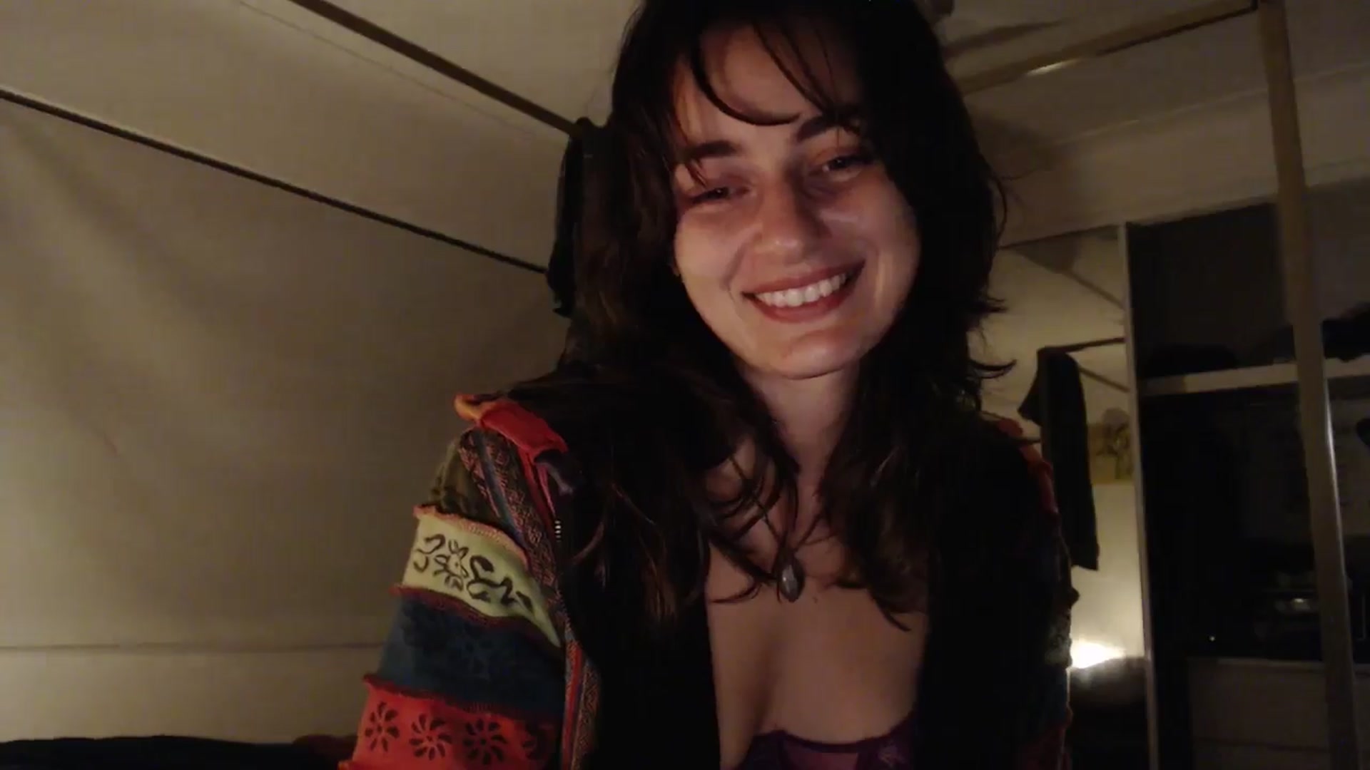 Gallery image thumbnail from Saskia's myfreecams stream on, 04/30/2025, 13:00 image 14 of 20