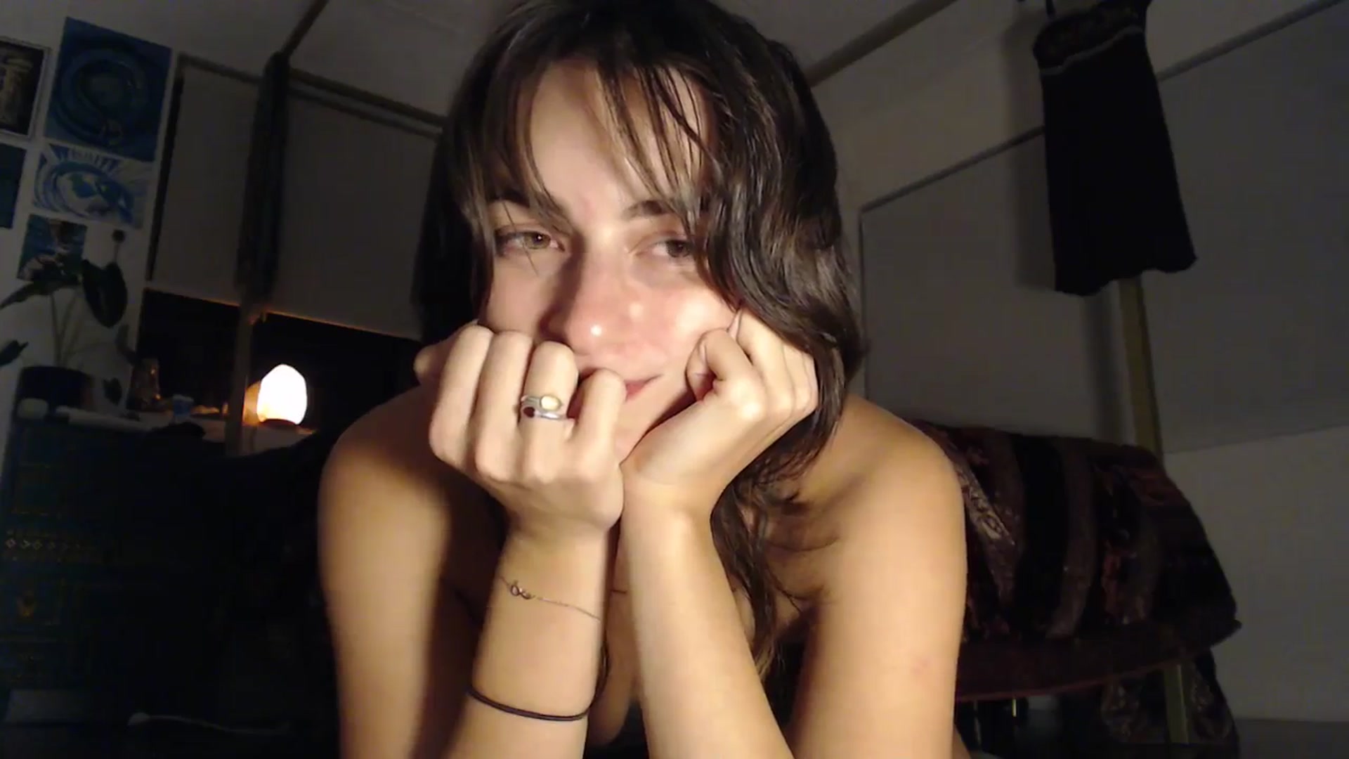 Gallery image thumbnail from Saskia's myfreecams stream on, 05/01/2025, 13:44 image 18 of 20