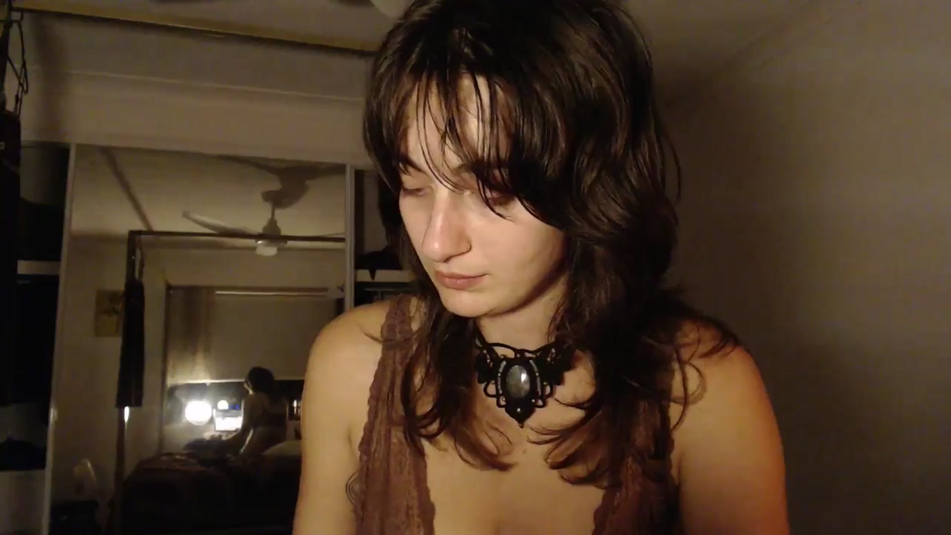 Gallery image thumbnail from Saskia's myfreecams stream on, 05/02/2025, 10:55 image 12 of 20