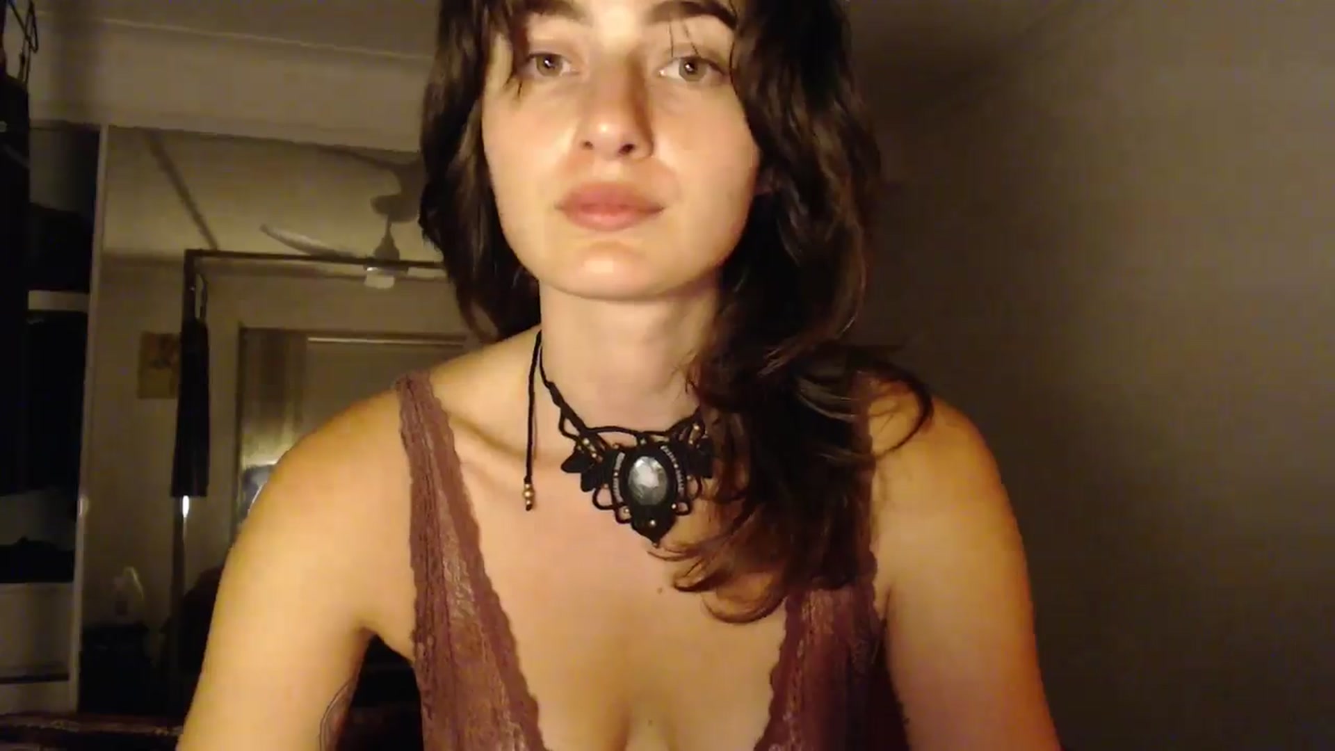Gallery image thumbnail from Saskia's myfreecams stream on, 05/02/2025, 10:55 image 4 of 20