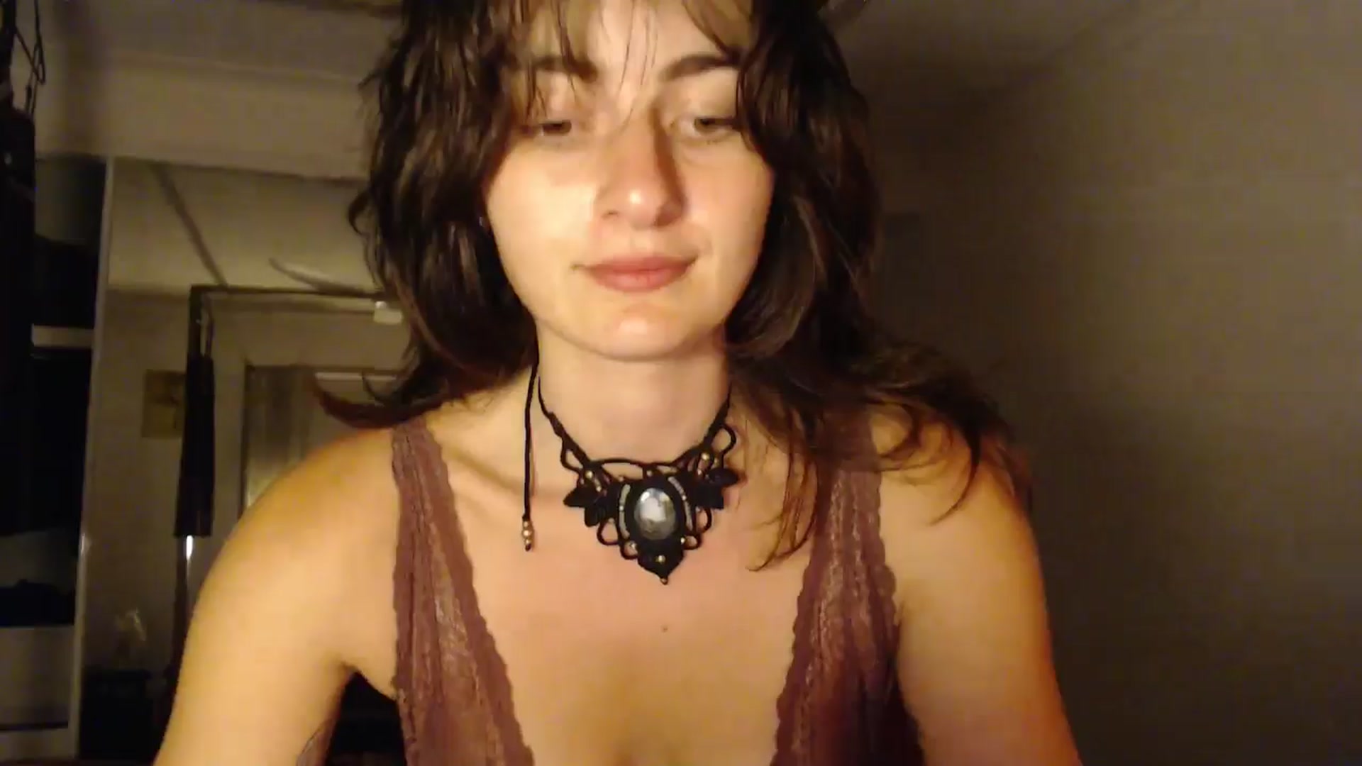 Gallery image thumbnail from Saskia's myfreecams stream on, 05/02/2025, 10:55 image 2 of 20