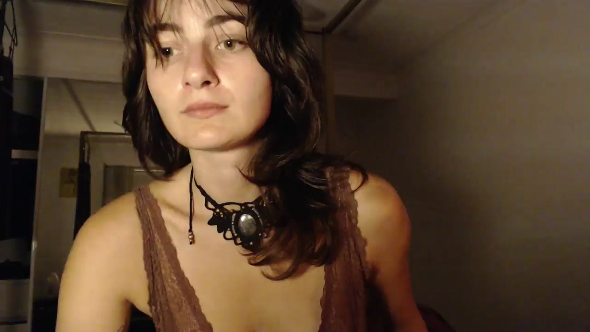 Gallery image thumbnail from Saskia's myfreecams stream on, 05/02/2025, 10:55 image 6 of 20