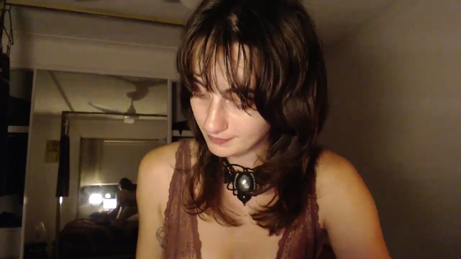Gallery image thumbnail from Saskia's myfreecams stream on, 05/02/2025, 10:55 image 14 of 20