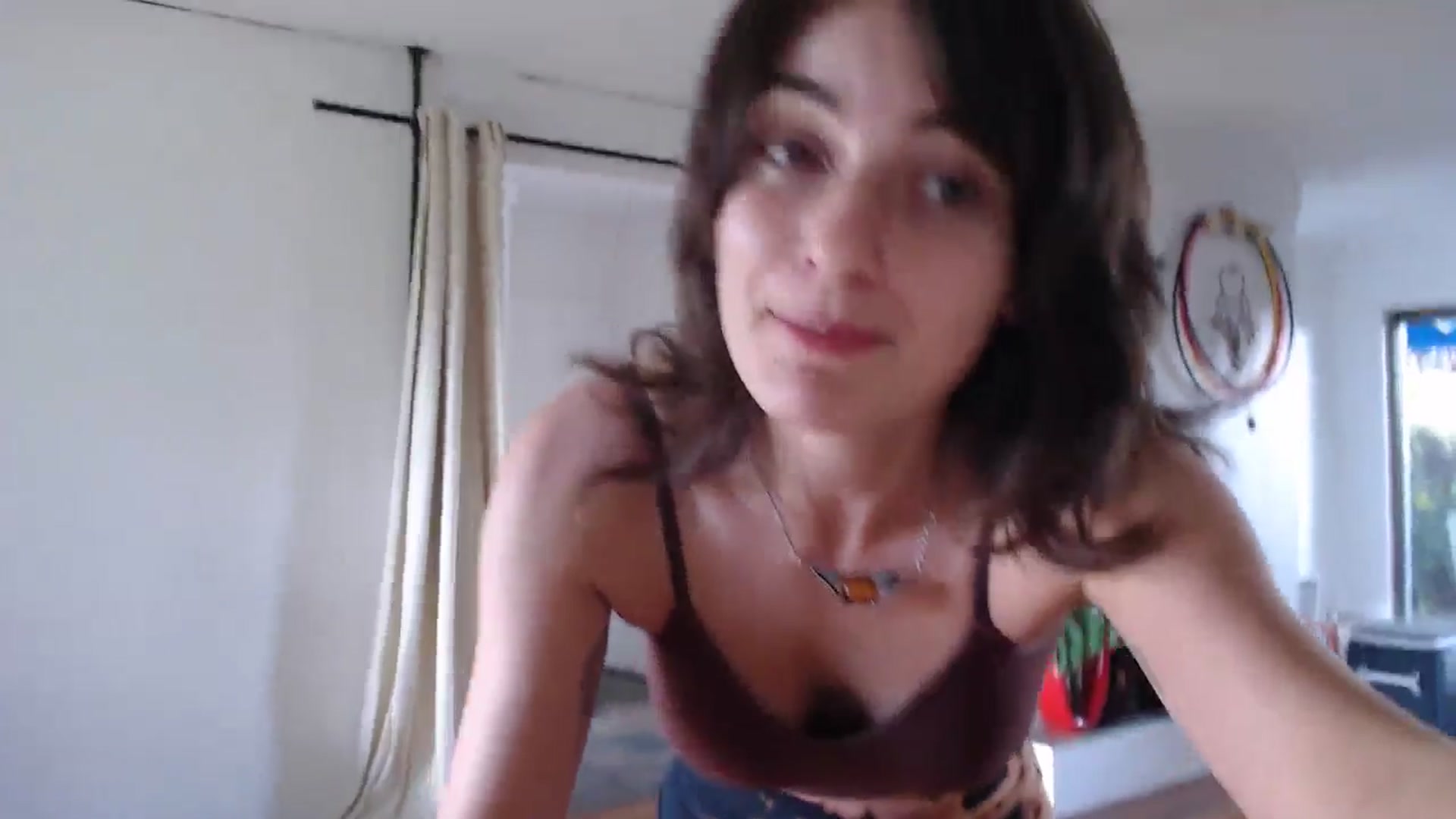Gallery image thumbnail from Saskia's myfreecams stream on, 05/04/2025, 04:57 image 14 of 20