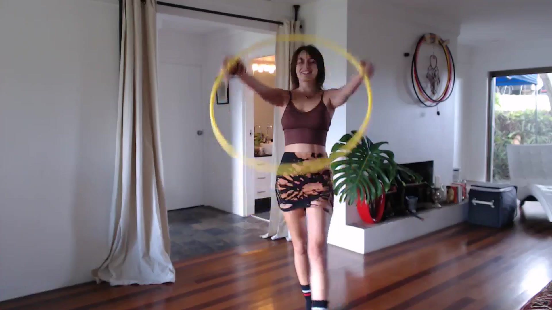 Gallery image thumbnail from Saskia's myfreecams stream on, 05/04/2025, 04:57 image 4 of 20