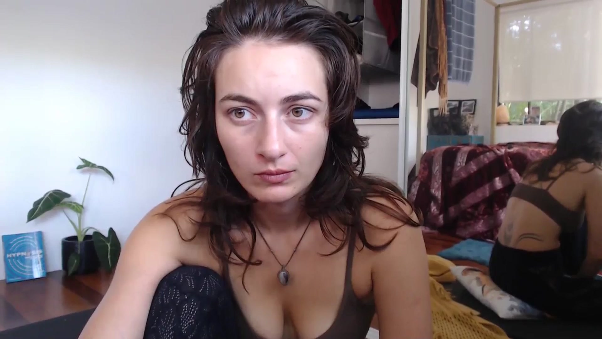 Gallery image thumbnail from Saskia's myfreecams stream on, 05/26/2025, 03:36 image 18 of 20