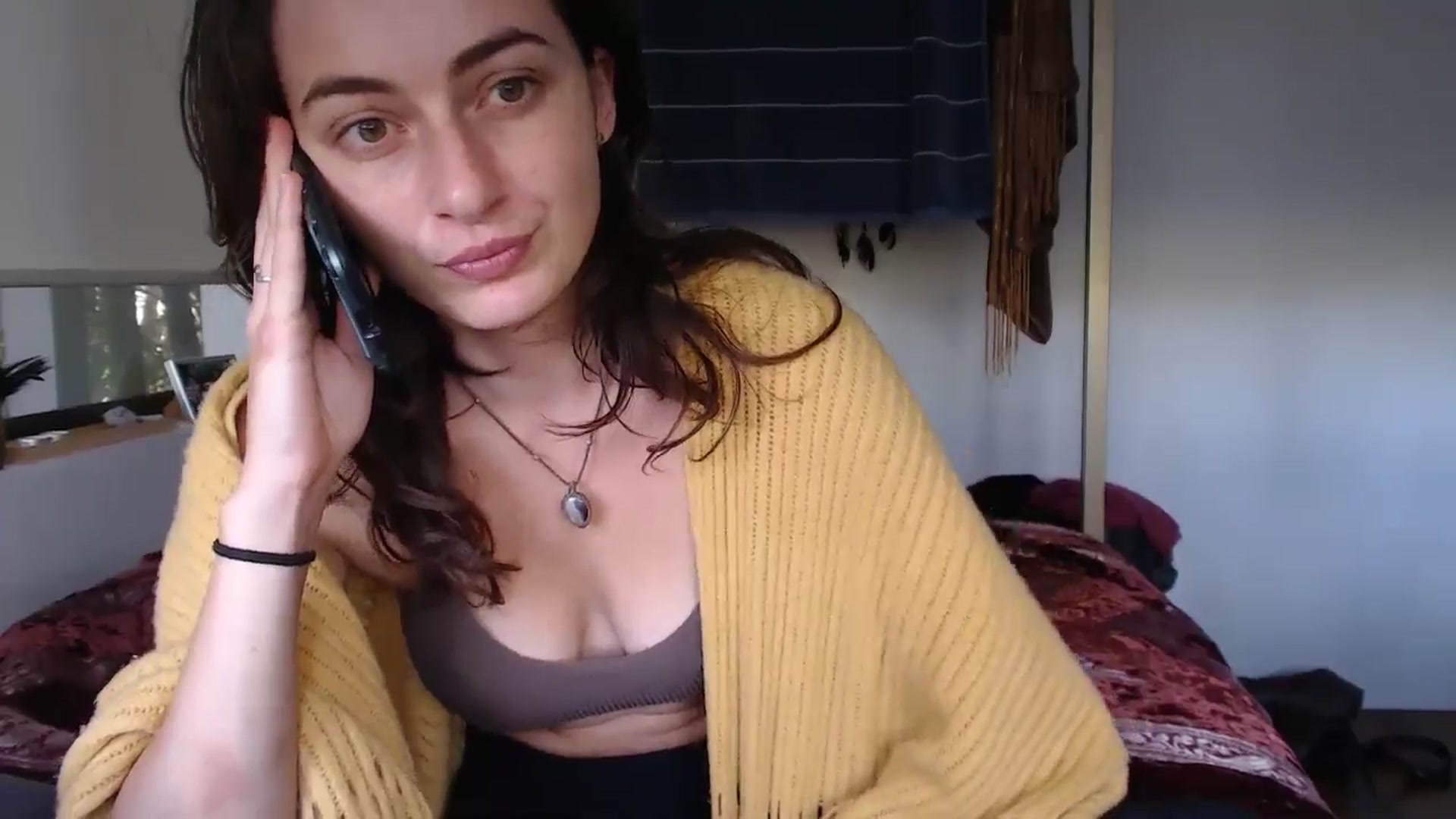 Gallery image thumbnail from Saskia's myfreecams stream on, 05/26/2025, 04:15 image 15 of 20