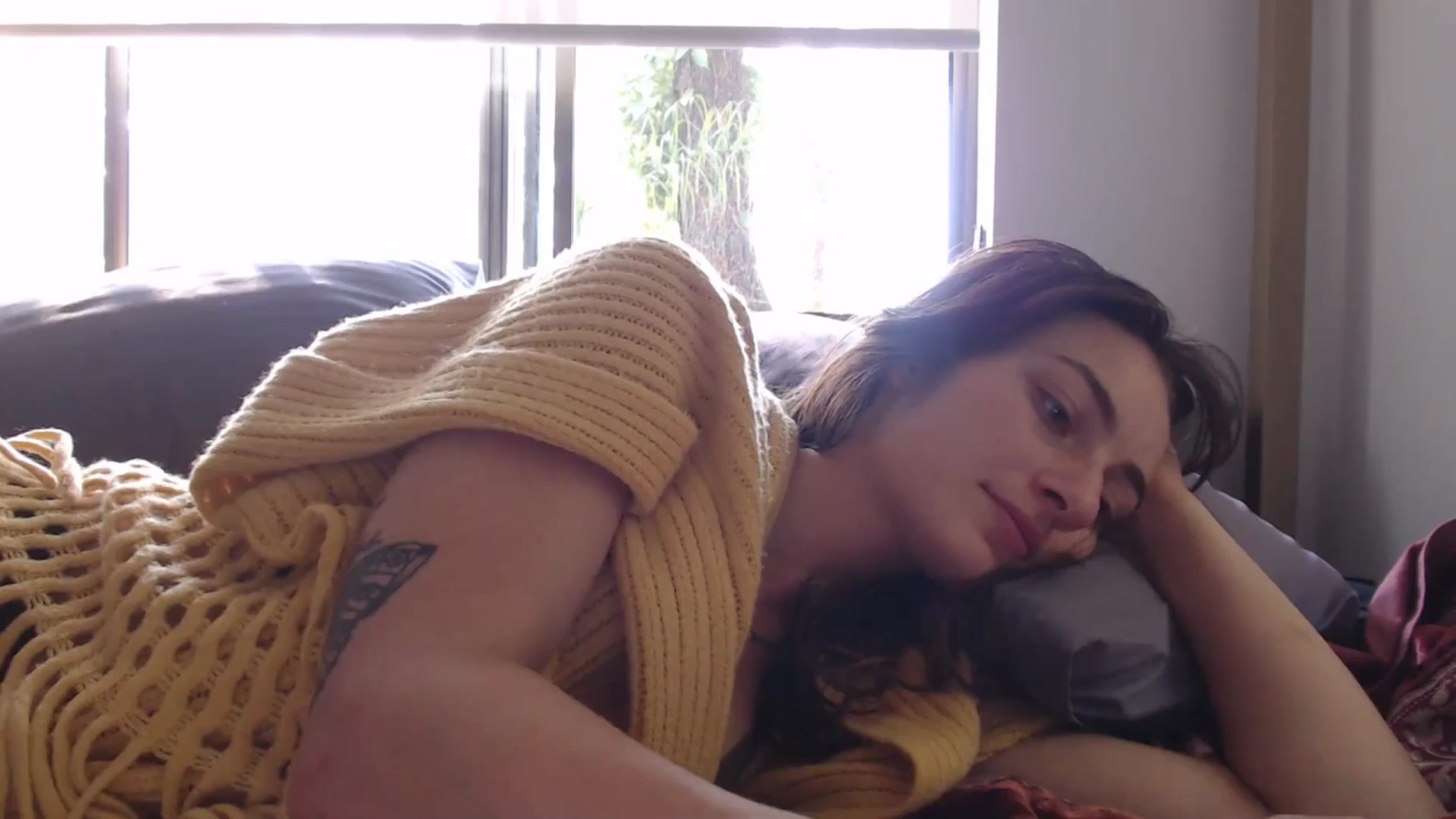 Gallery image thumbnail from Saskia's myfreecams stream on, 05/26/2025, 04:15 image 4 of 20