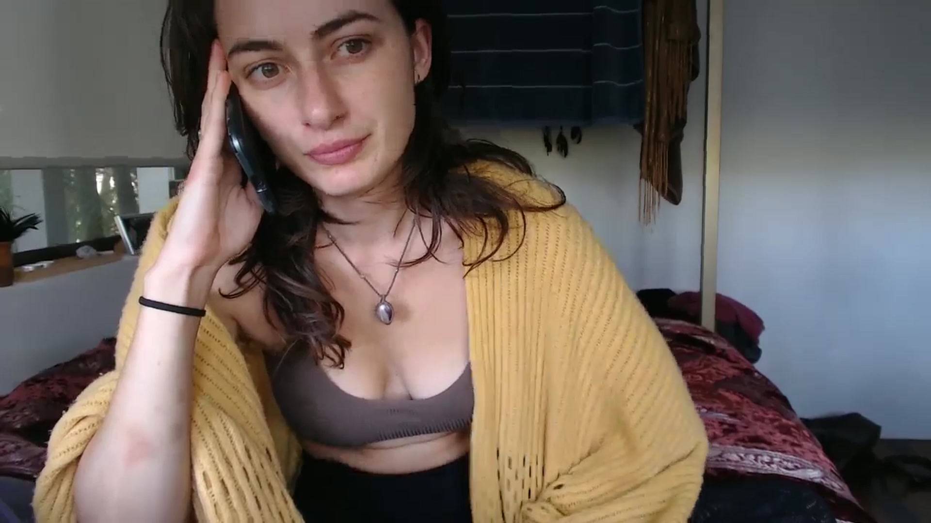 Gallery image thumbnail from Saskia's myfreecams stream on, 05/26/2025, 04:15 image 14 of 20