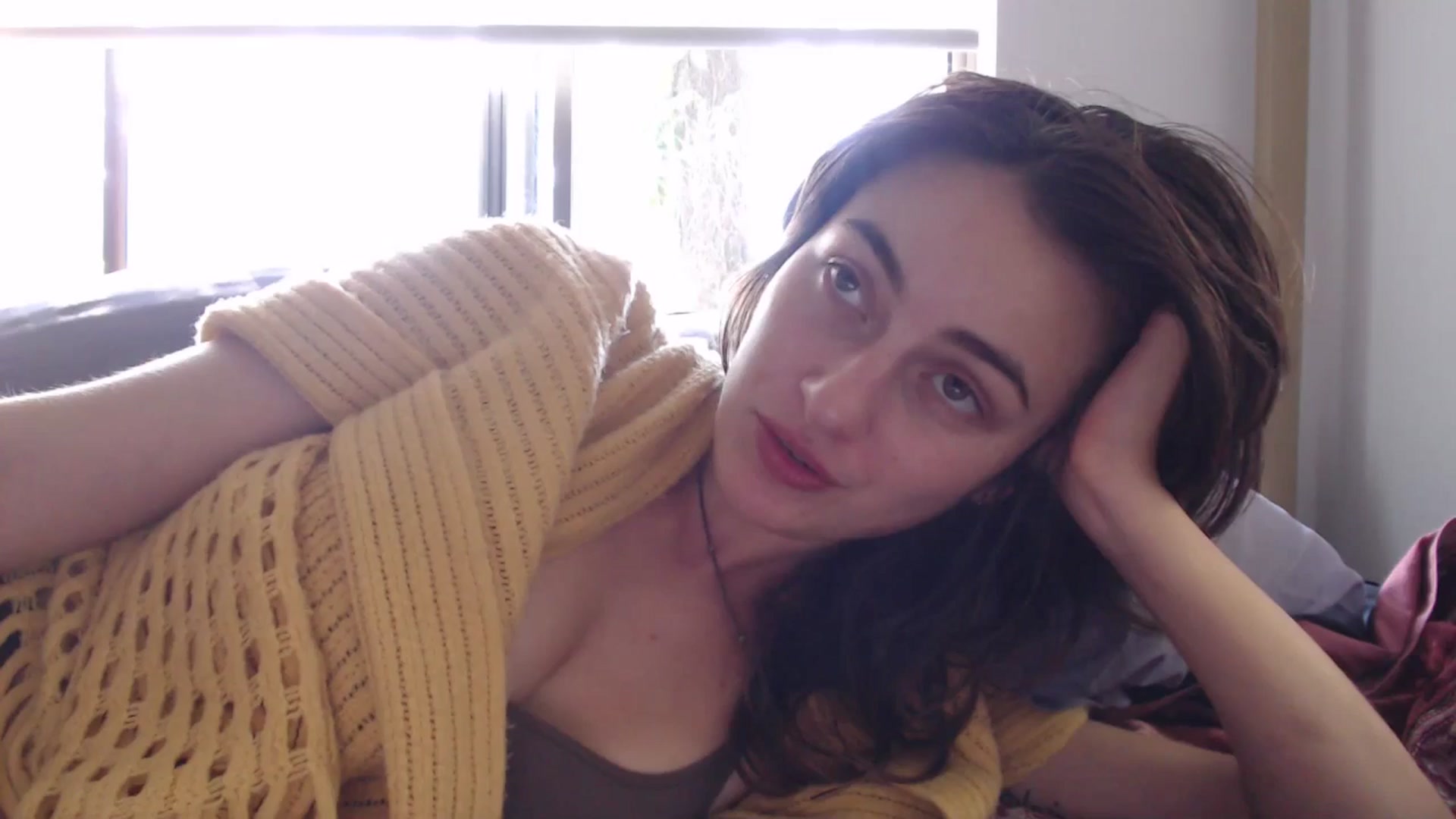 Gallery image thumbnail from Saskia's myfreecams stream on, 05/26/2025, 04:15 image 1 of 20