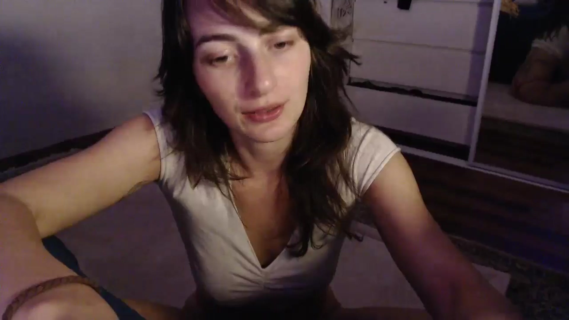 Gallery image thumbnail from Saskia's myfreecams stream on, 10/02/2025, 13:53 image 15 of 20