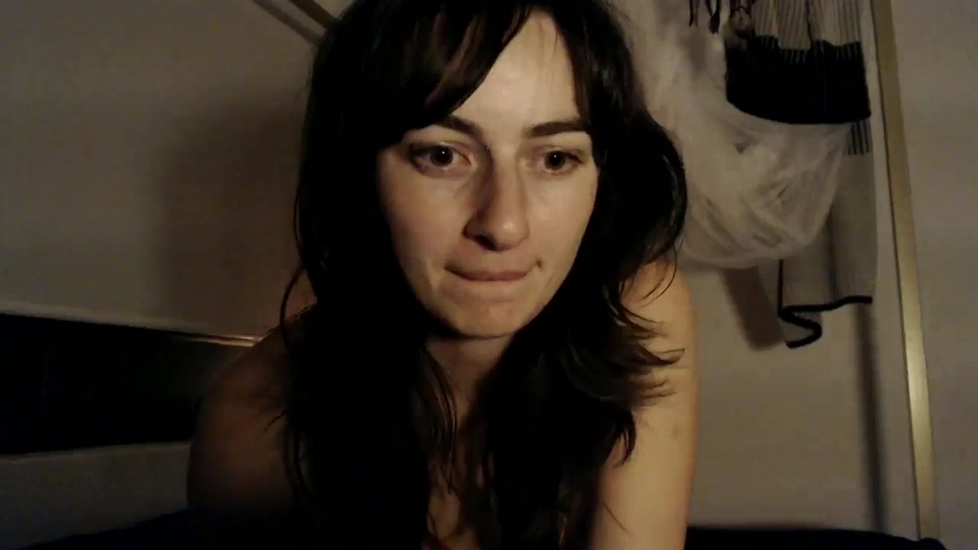 Gallery image thumbnail from Saskia's myfreecams stream on, 10/05/2025, 13:57 image 8 of 20