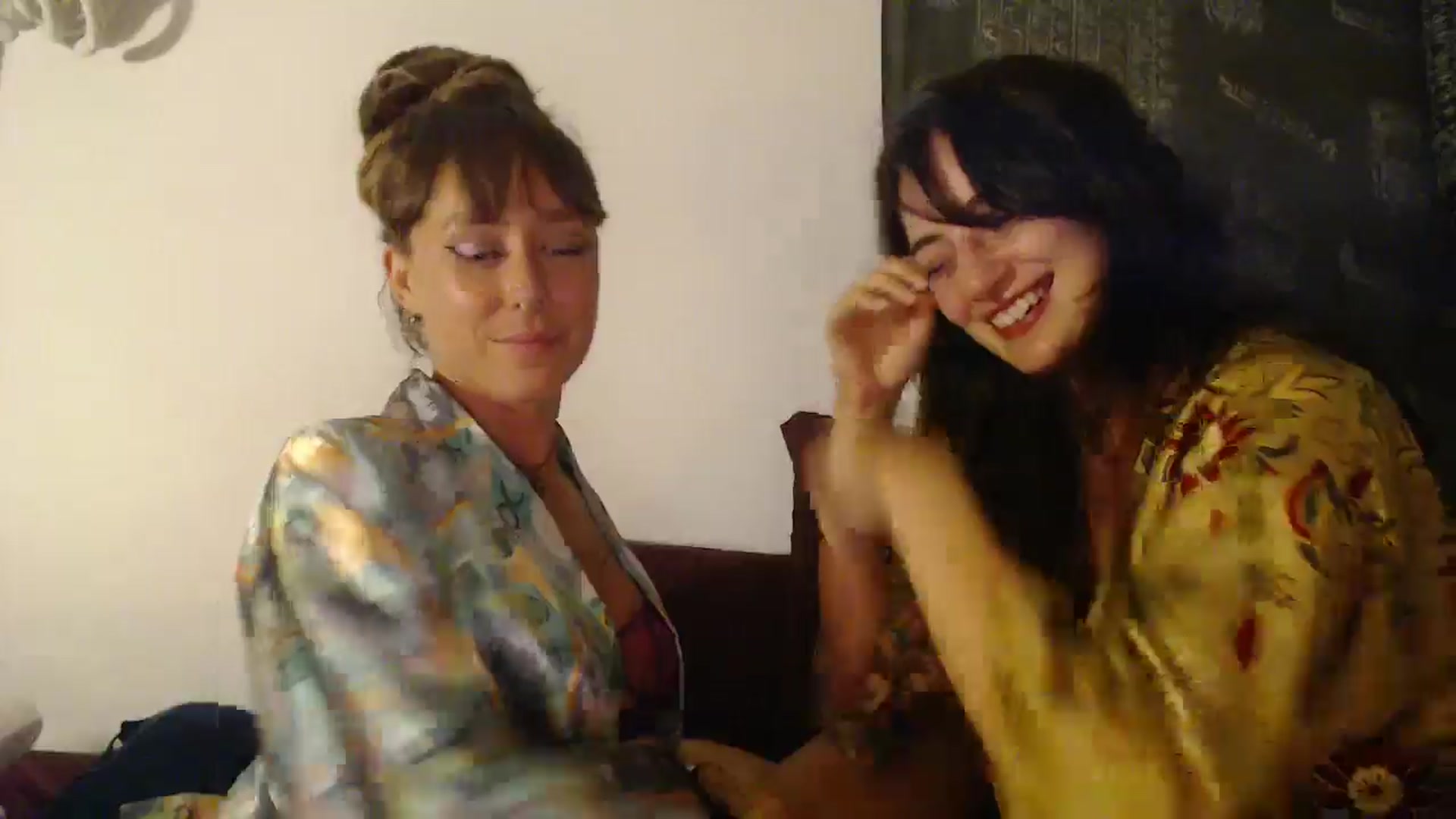 Gallery image thumbnail from Saskia's myfreecams stream on, 12/23/2025, 12:17 image 4 of 20