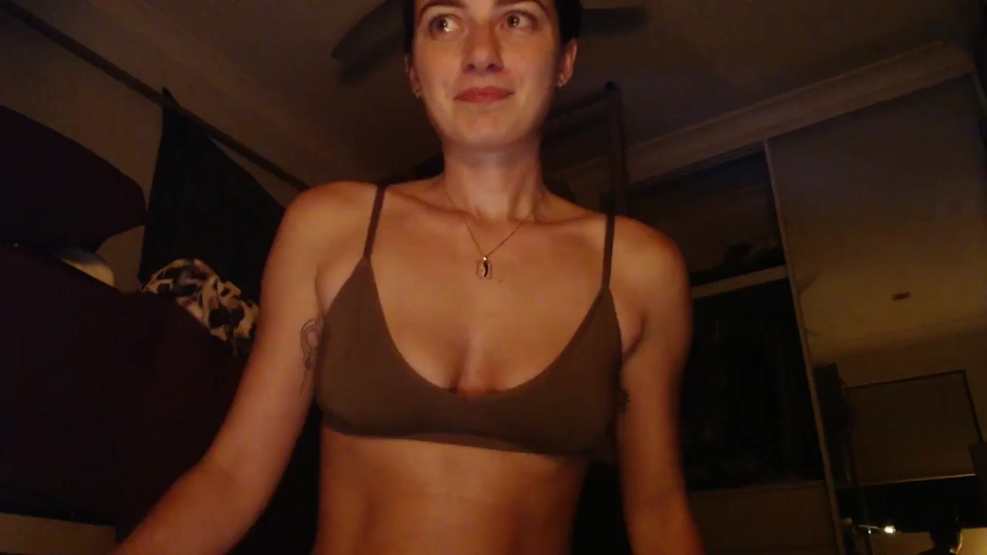 Gallery image thumbnail from Saskia's myfreecams stream on, 01/01/2026, 14:11 image 1 of 20