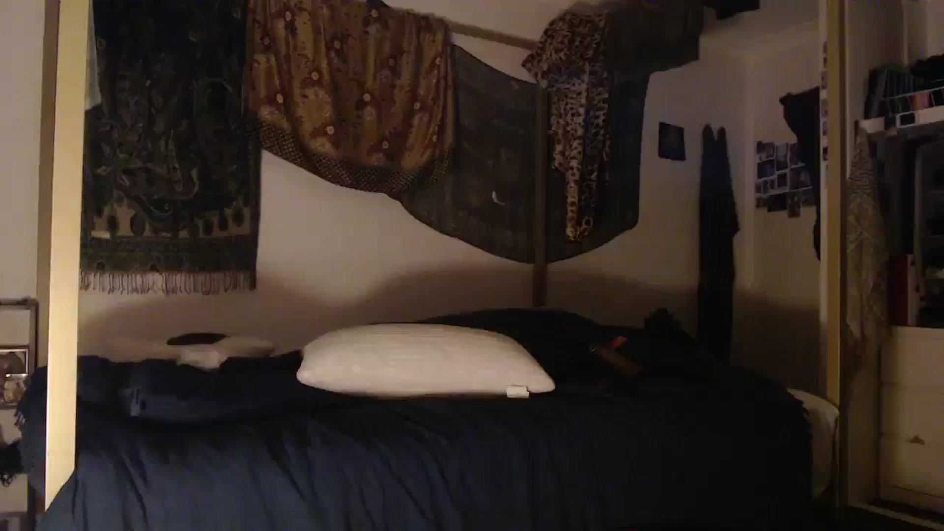 Gallery image thumbnail from Saskia's myfreecams stream on, 01/02/2026, 10:09 image 16 of 20
