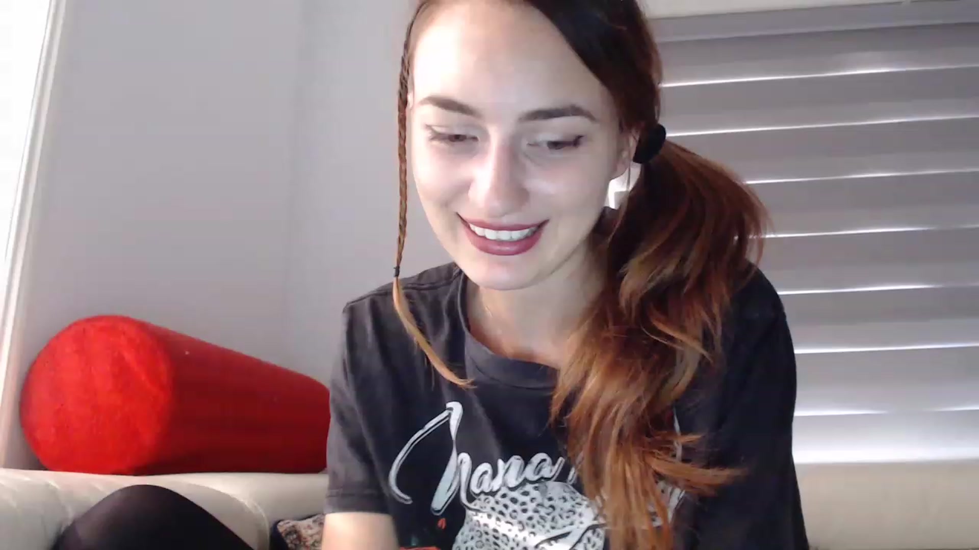 Gallery image thumbnail from Saskiia's myfreecams stream on, 02/13/2023, 07:40 image 8 of 20