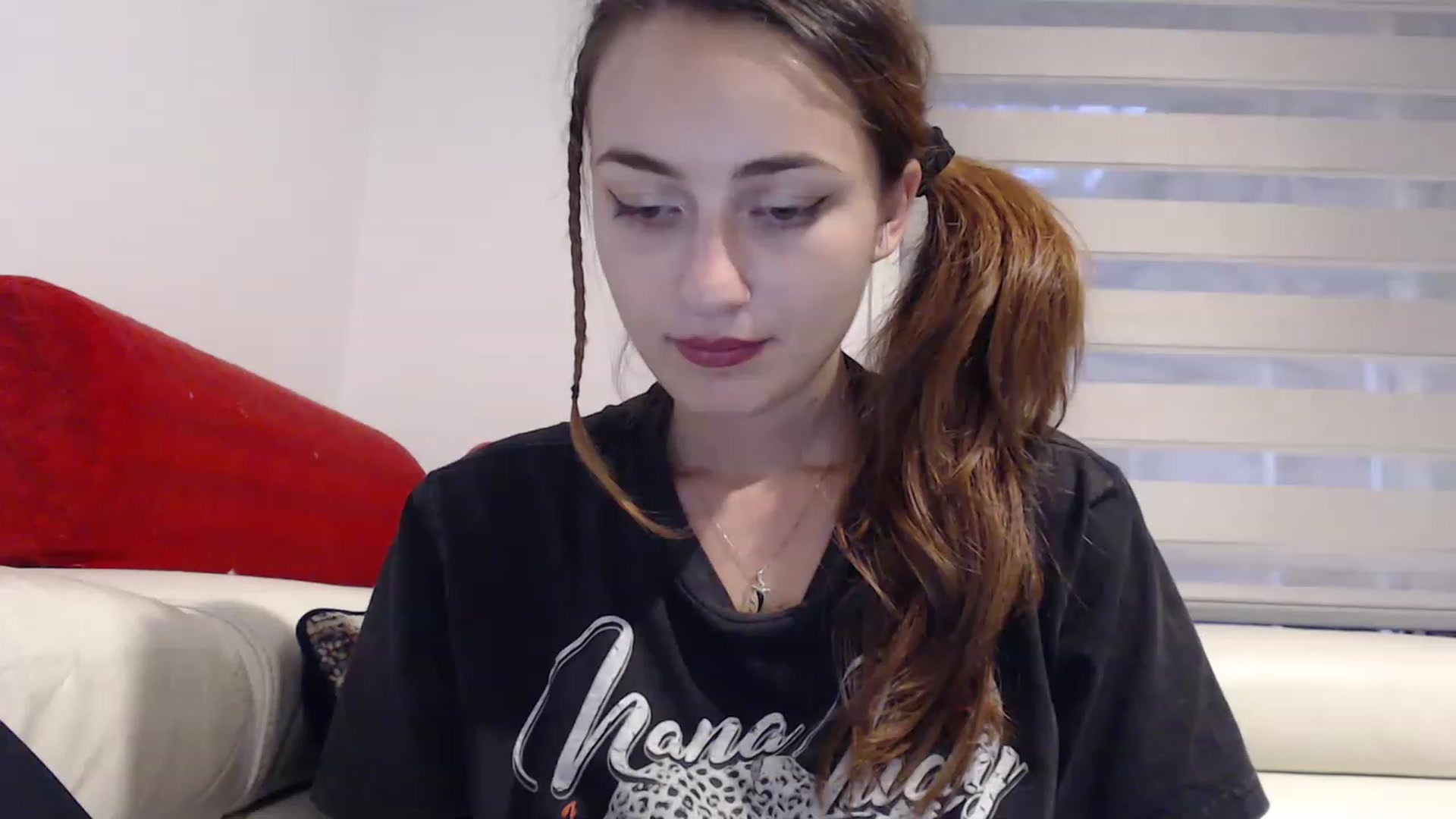 Gallery image thumbnail from Saskiia's myfreecams stream on, 02/13/2023, 09:10 image 9 of 20