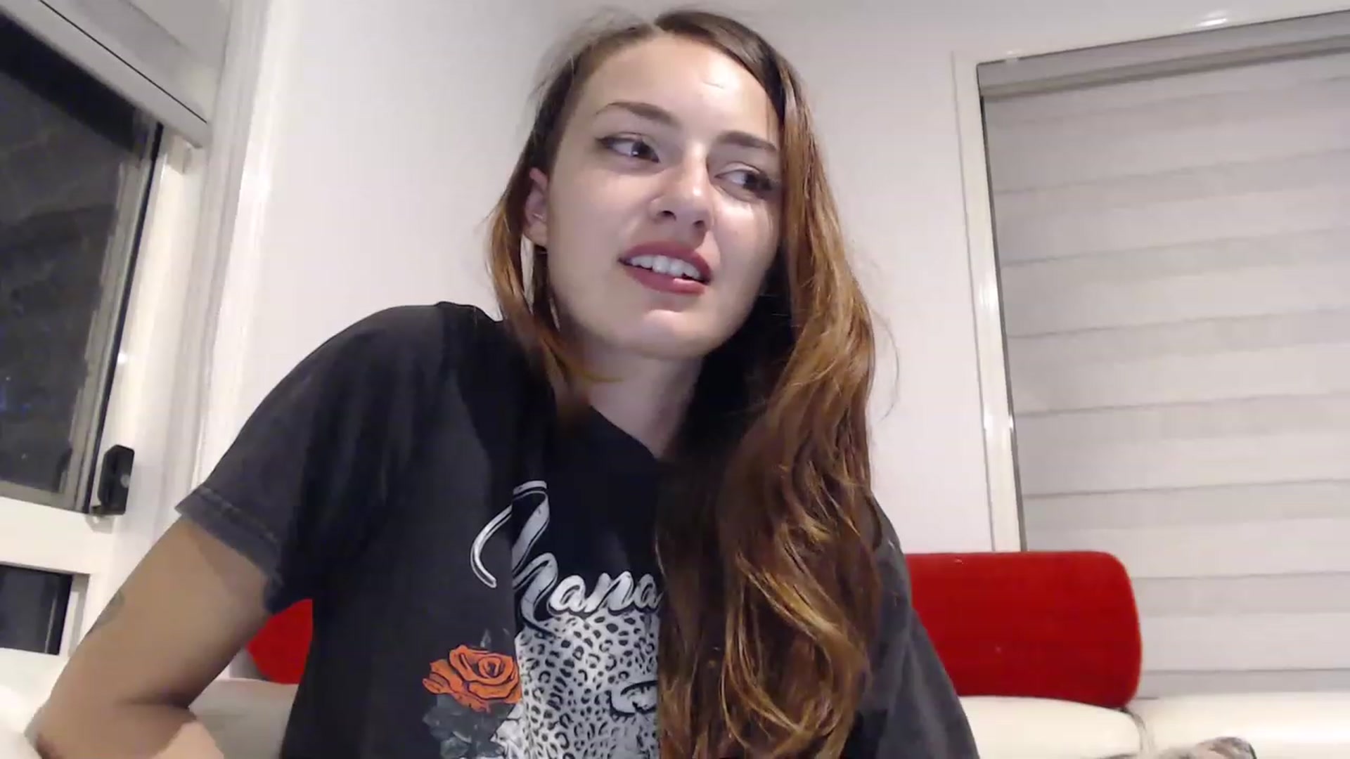 Gallery image thumbnail from Saskiia's myfreecams stream on, 02/13/2023, 09:10 image 18 of 20