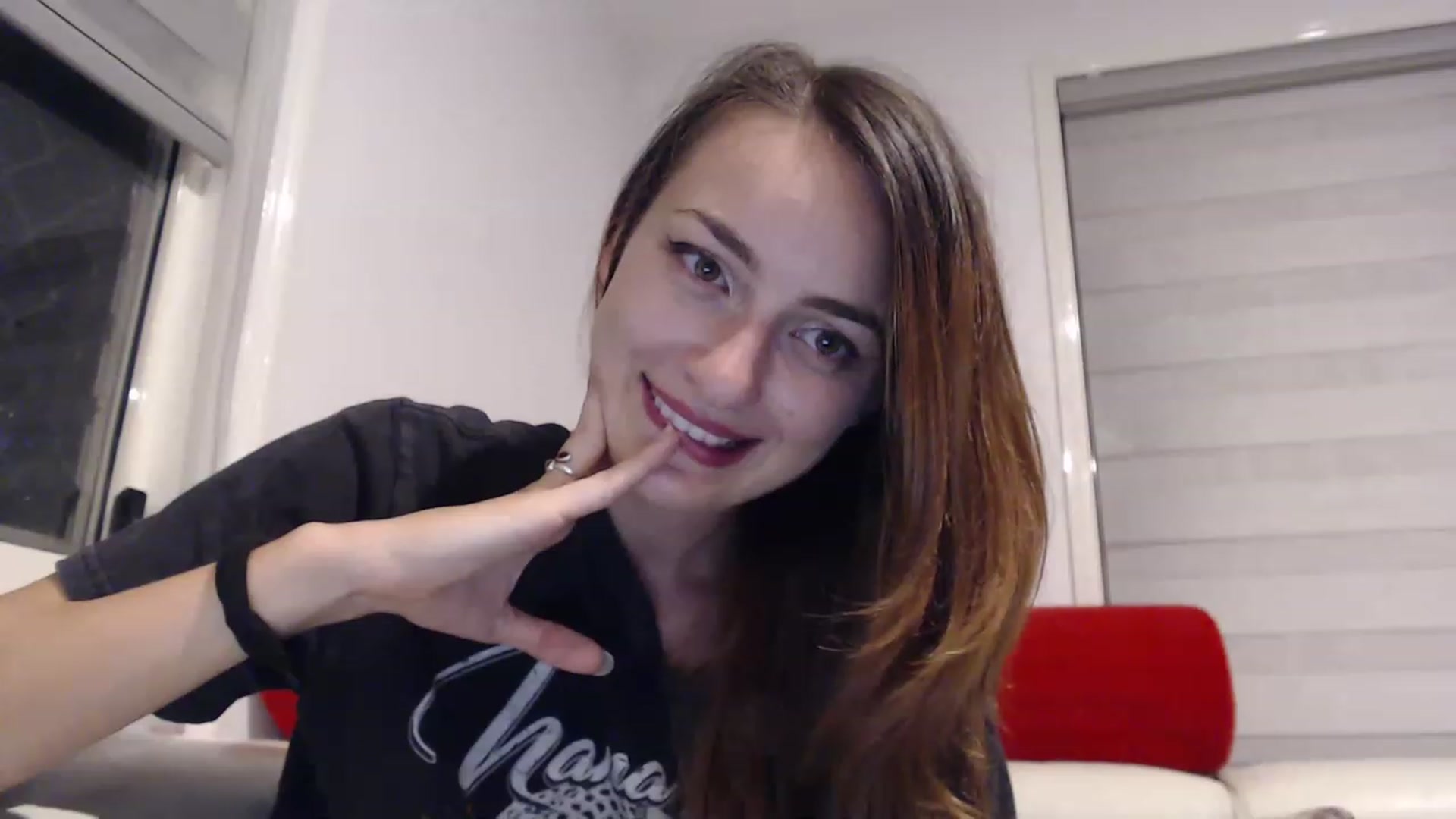 Gallery image thumbnail from Saskiia's myfreecams stream on, 02/13/2023, 09:10 image 19 of 20