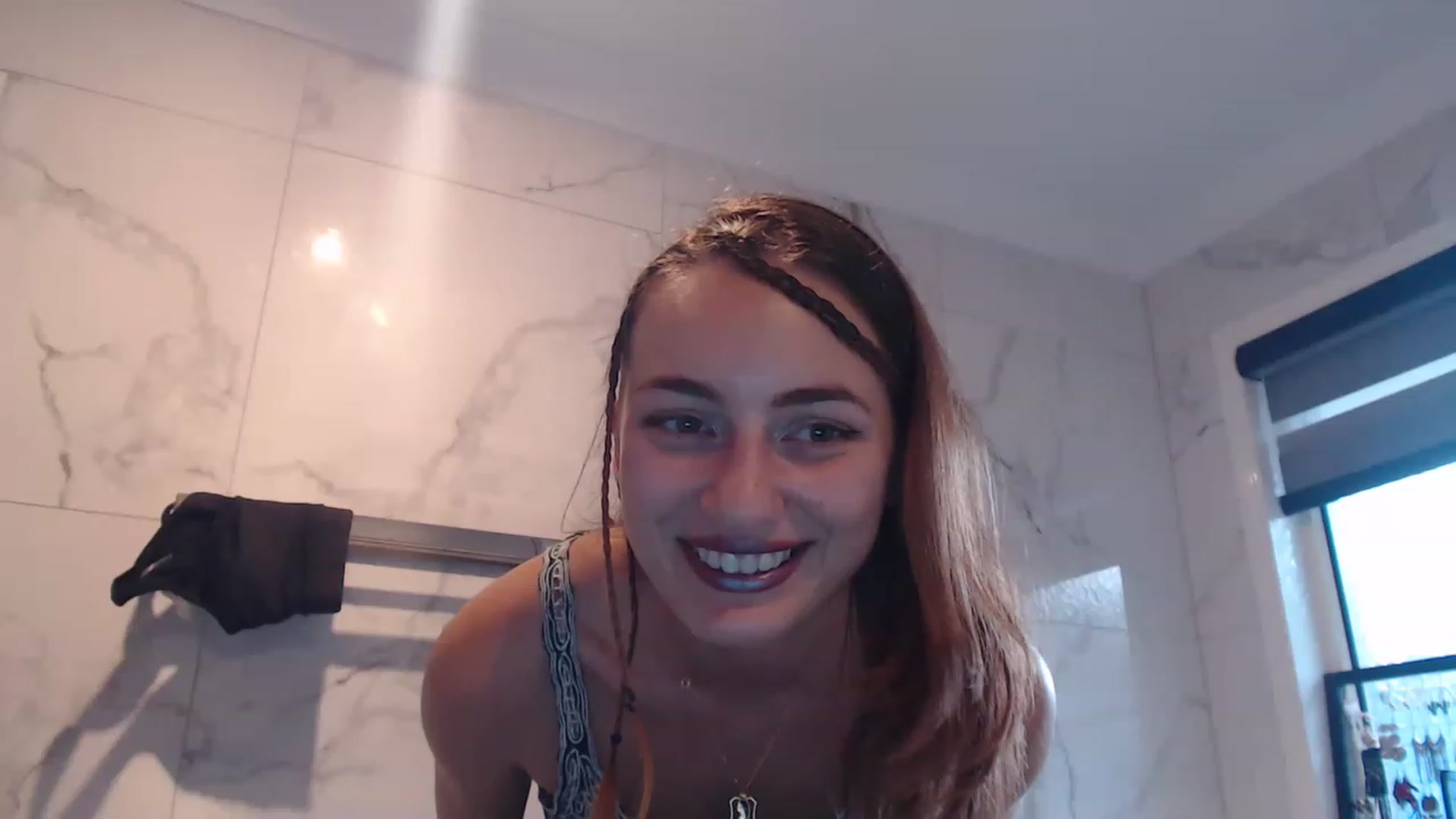 Gallery image thumbnail from Saskiia's myfreecams stream on, 02/14/2023, 08:02 image 14 of 20