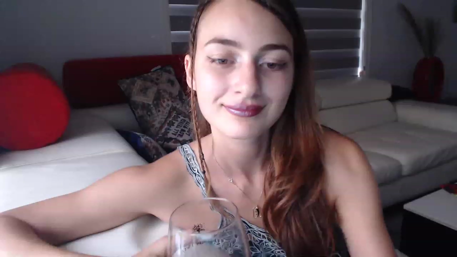 Gallery image thumbnail from Saskiia's myfreecams stream on, 02/14/2023, 08:02 image 17 of 20