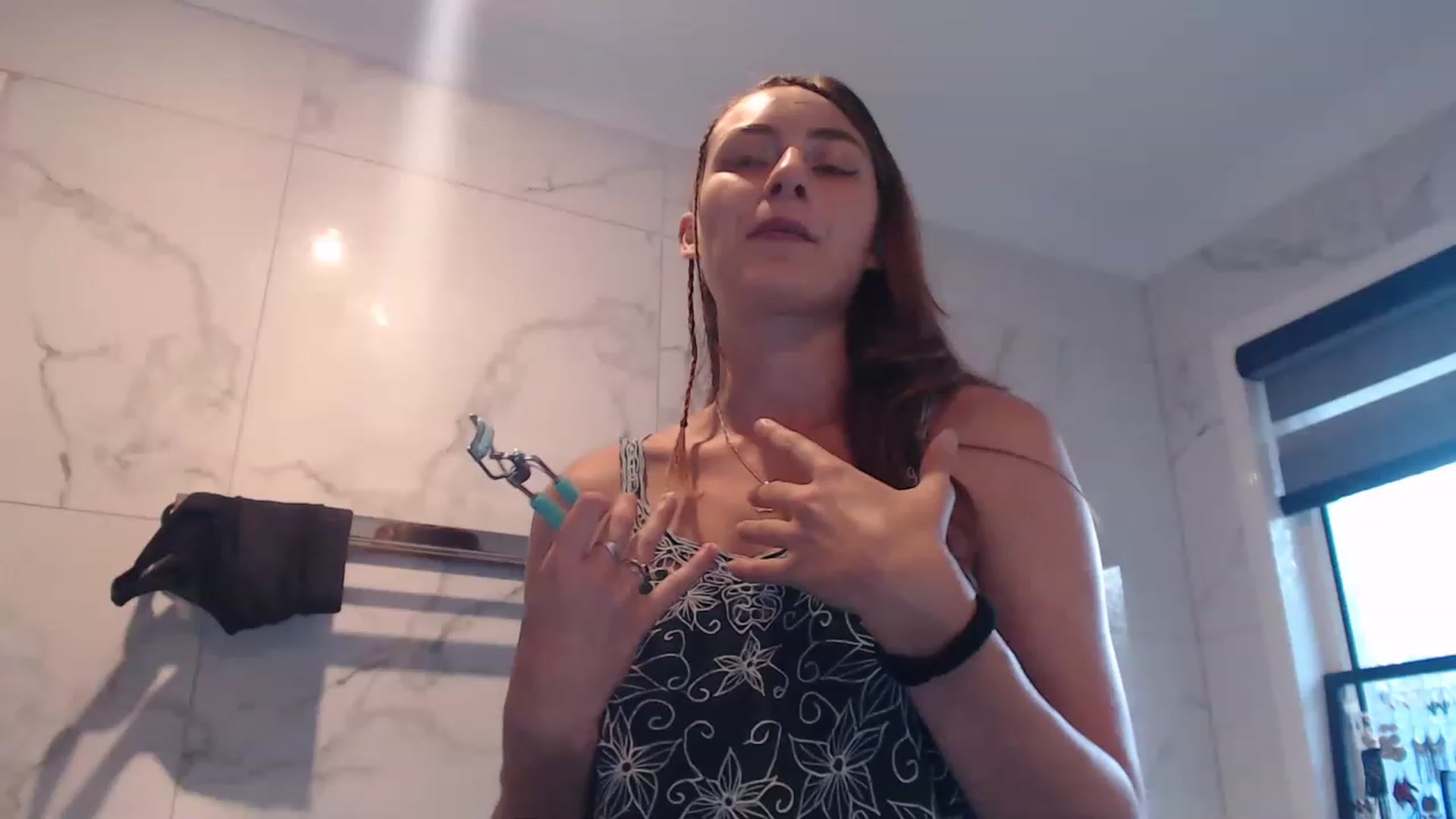 Gallery image thumbnail from Saskiia's myfreecams stream on, 02/14/2023, 08:02 image 13 of 20