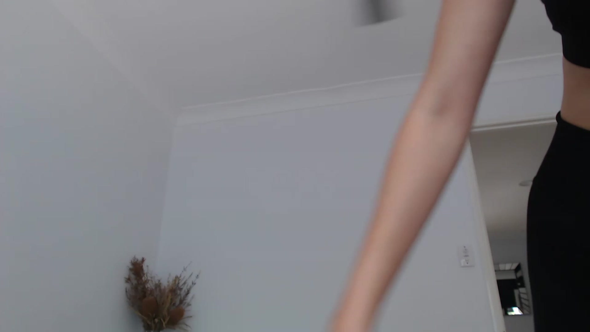 Gallery image thumbnail from Saskiia's myfreecams stream on, 02/15/2023, 24:56 image 6 of 20
