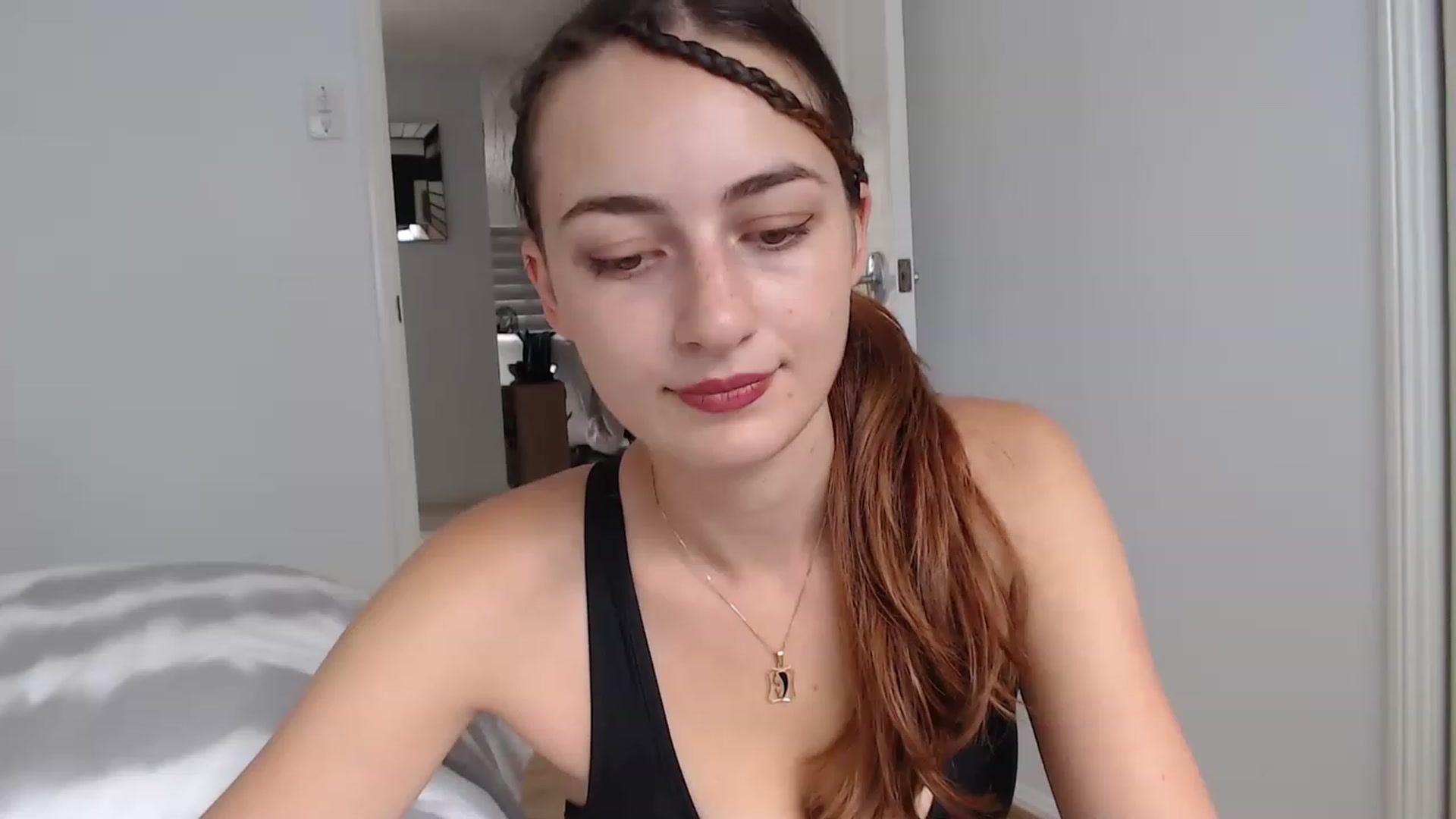 Gallery image thumbnail from Saskiia's myfreecams stream on, 02/15/2023, 24:56 image 9 of 20