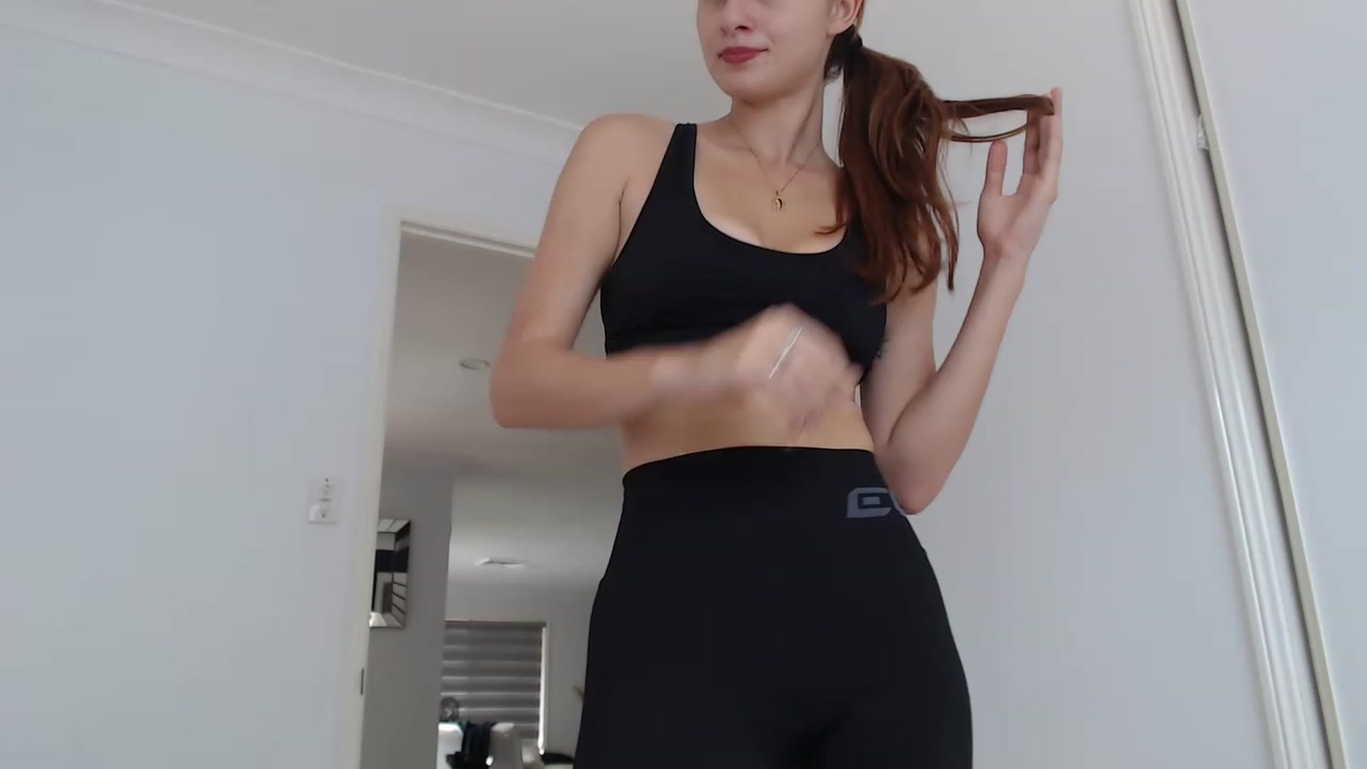 Gallery image thumbnail from Saskiia's myfreecams stream on, 02/15/2023, 24:56 image 8 of 20