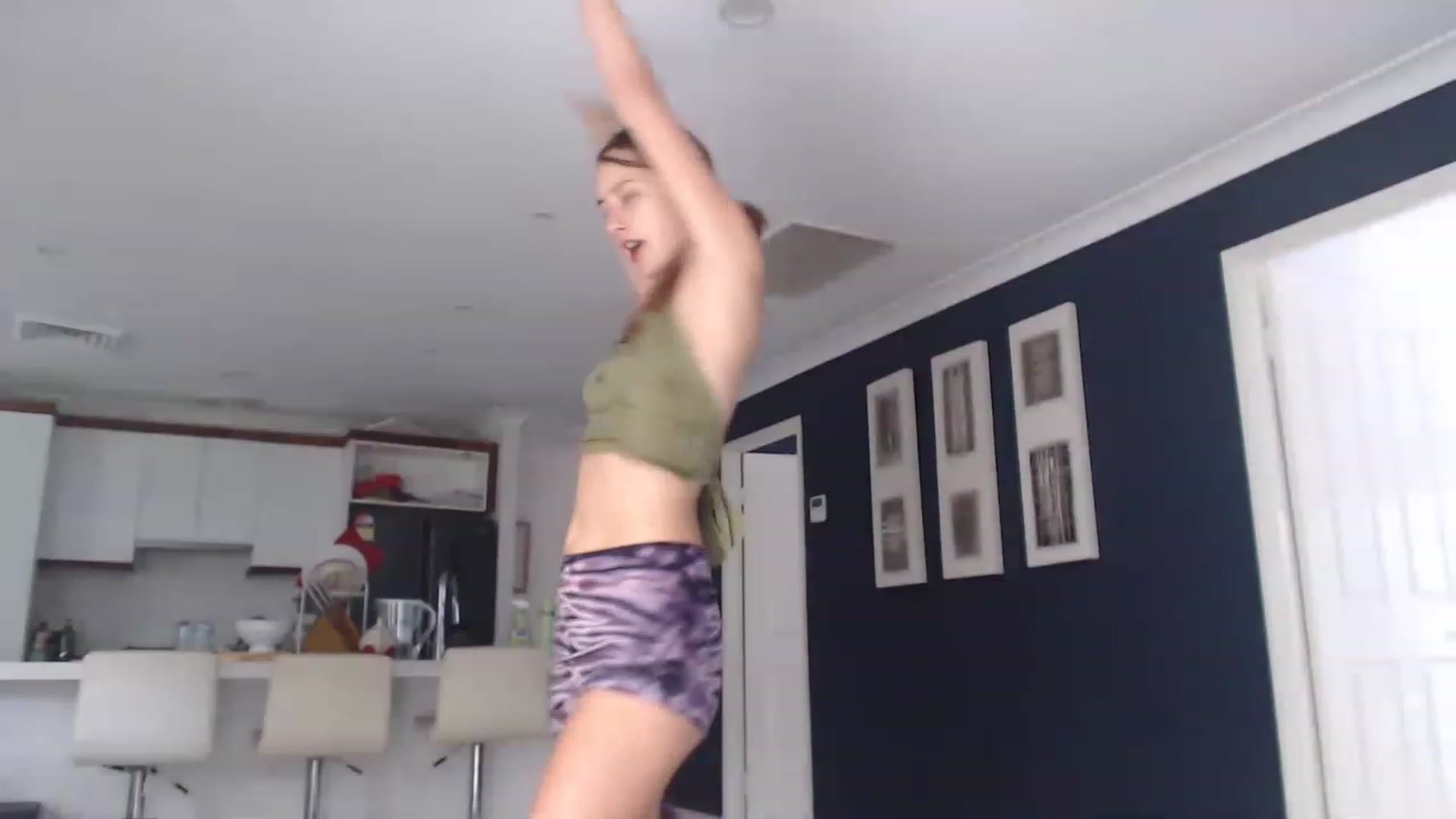 Gallery image thumbnail from Saskiia's myfreecams stream on, 02/15/2023, 02:16 image 3 of 20