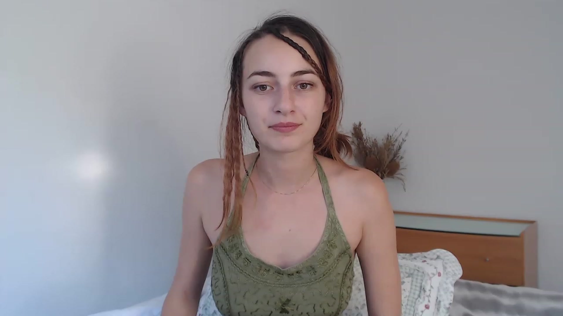 Gallery image thumbnail from Saskiia's myfreecams stream on, 02/15/2023, 08:20 image 13 of 20
